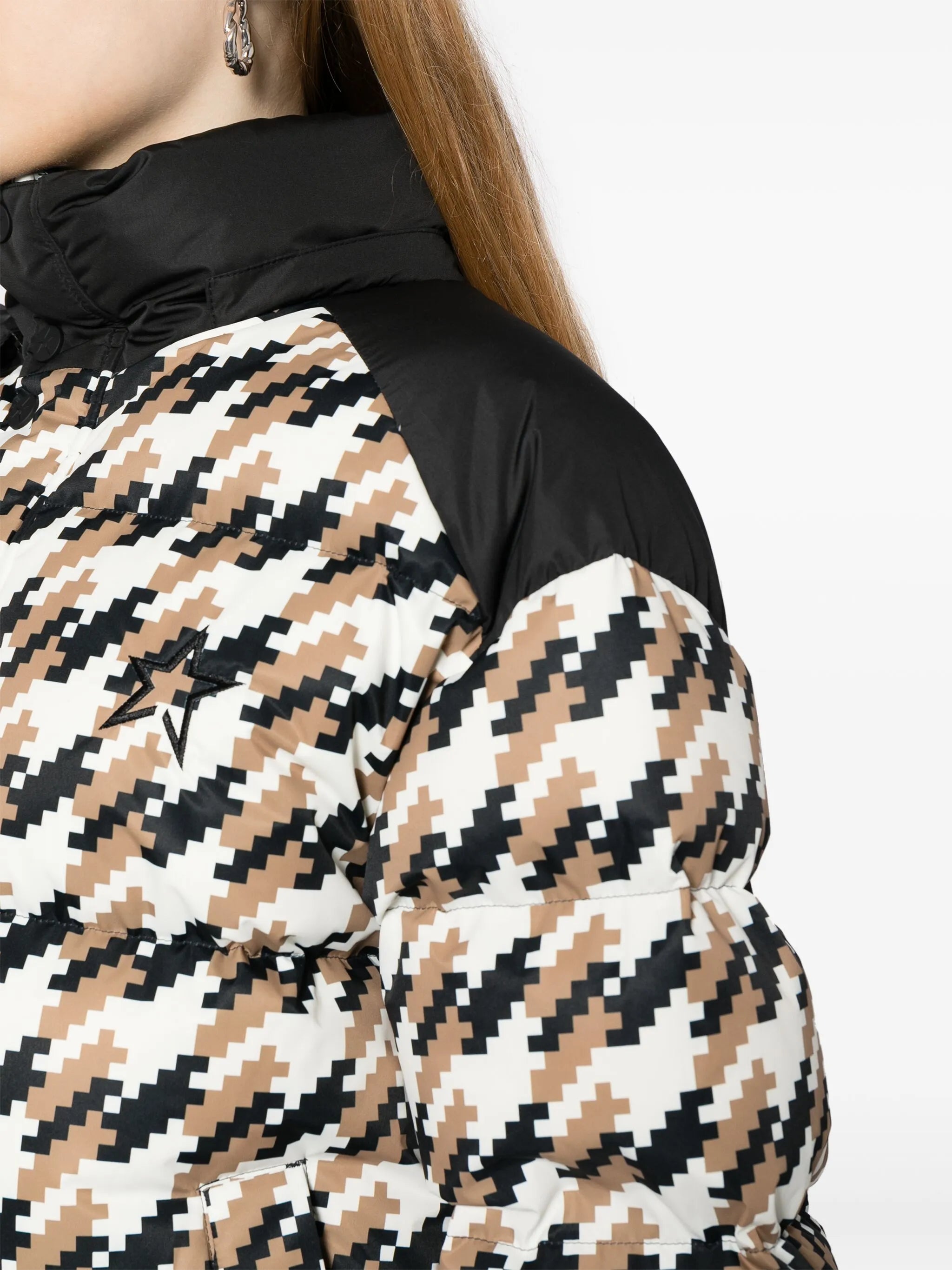 Moment houndstooth-pattern puffer jacket