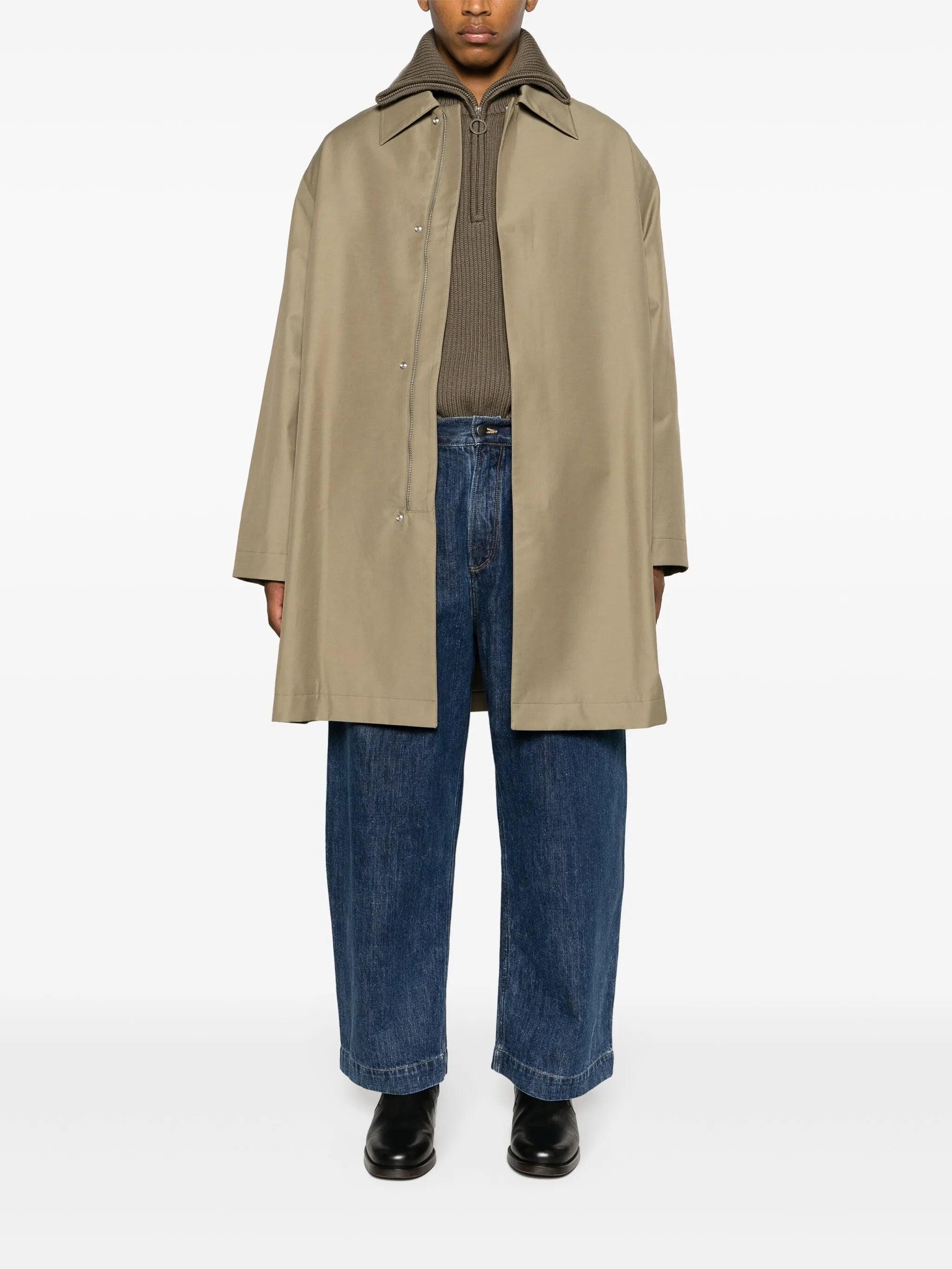 Chassis car coat