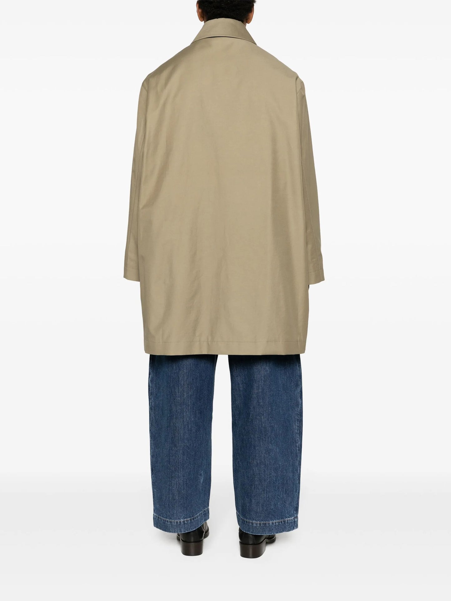 Chassis car coat