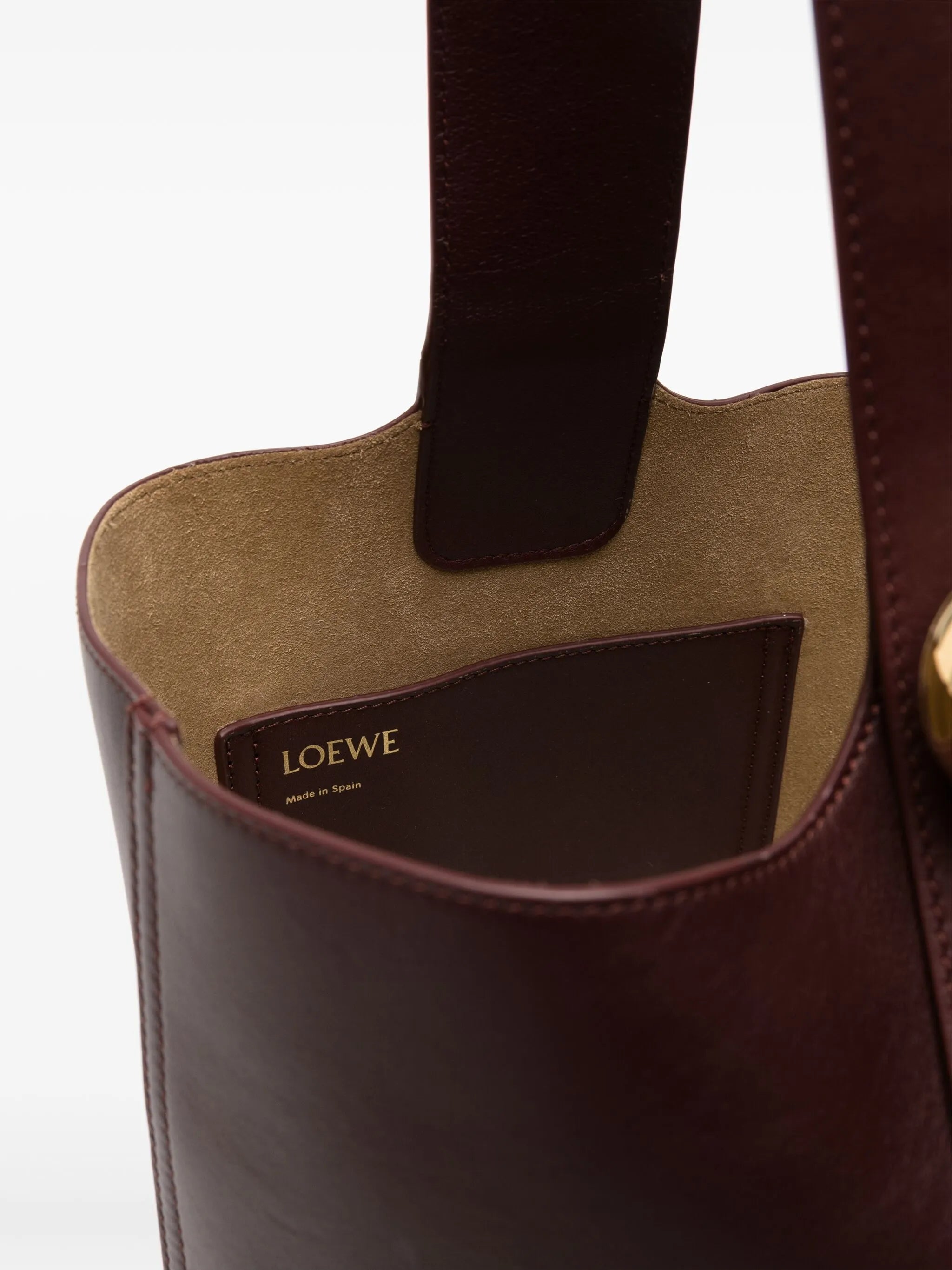 Pebble leather bucket bag