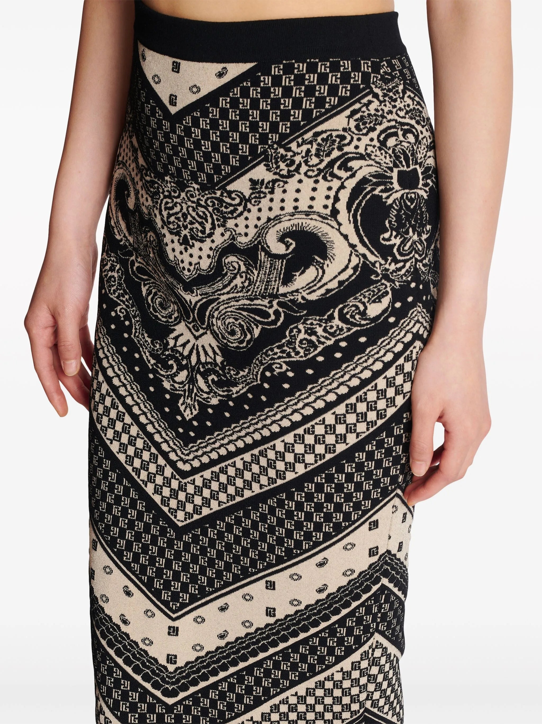 monogram-pattern knitted pencil skirt