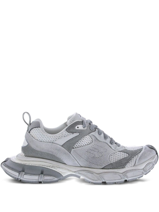 3XL distressed sneakers