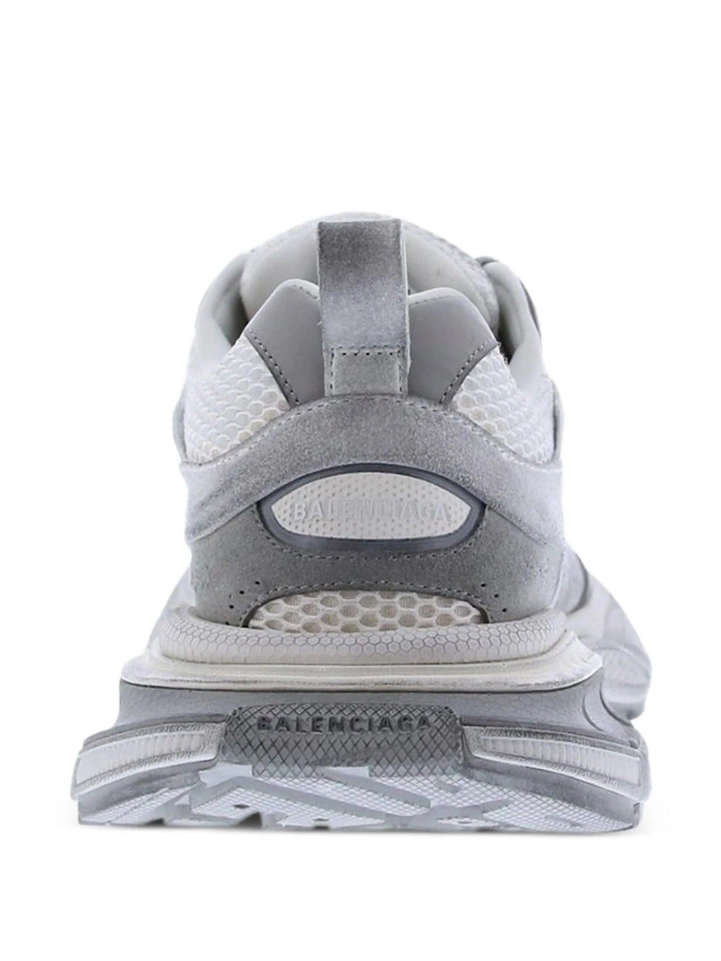 3XL distressed sneakers