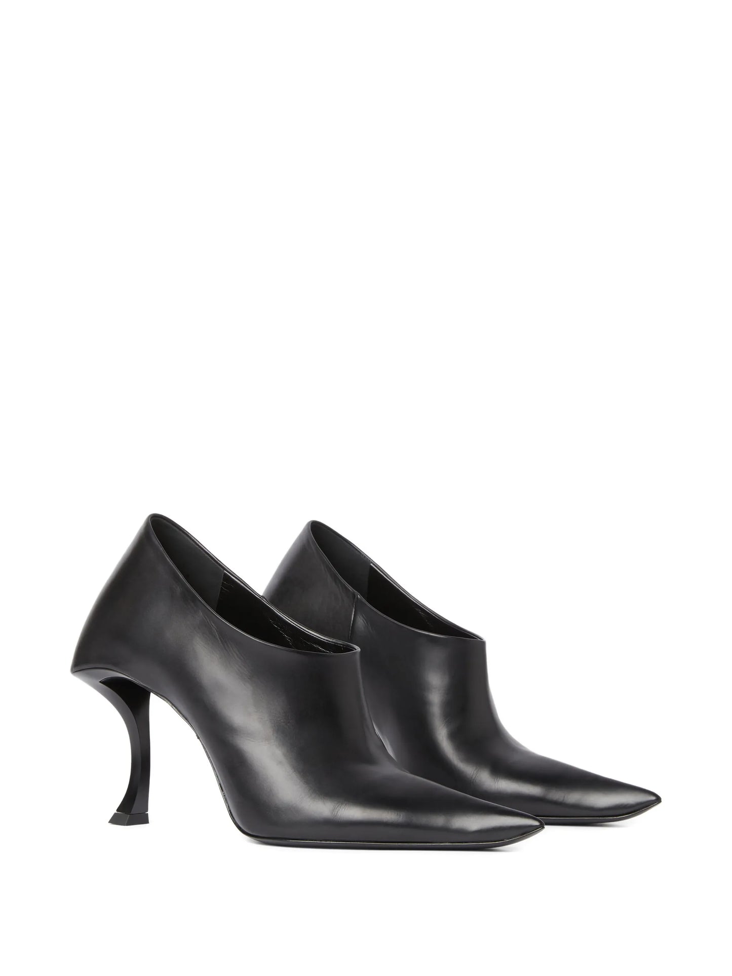 Hourglass leather pumps