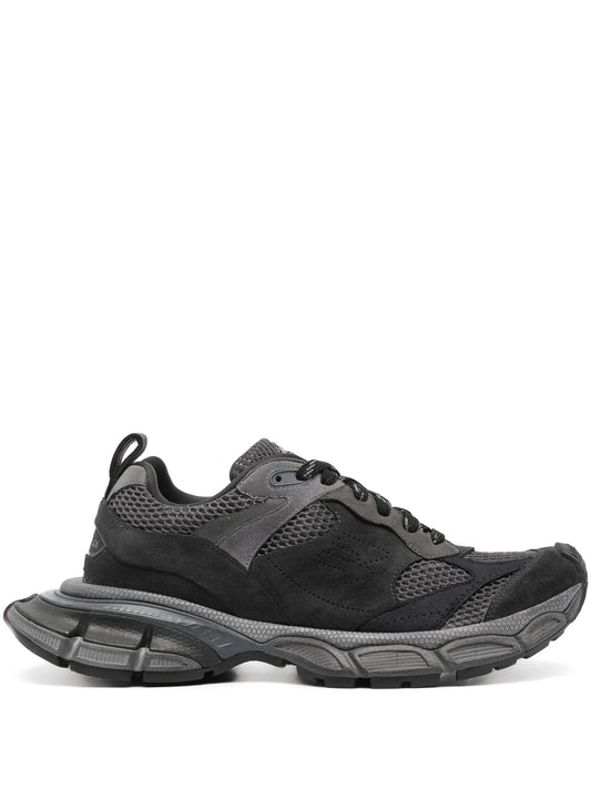 3XL sneakers