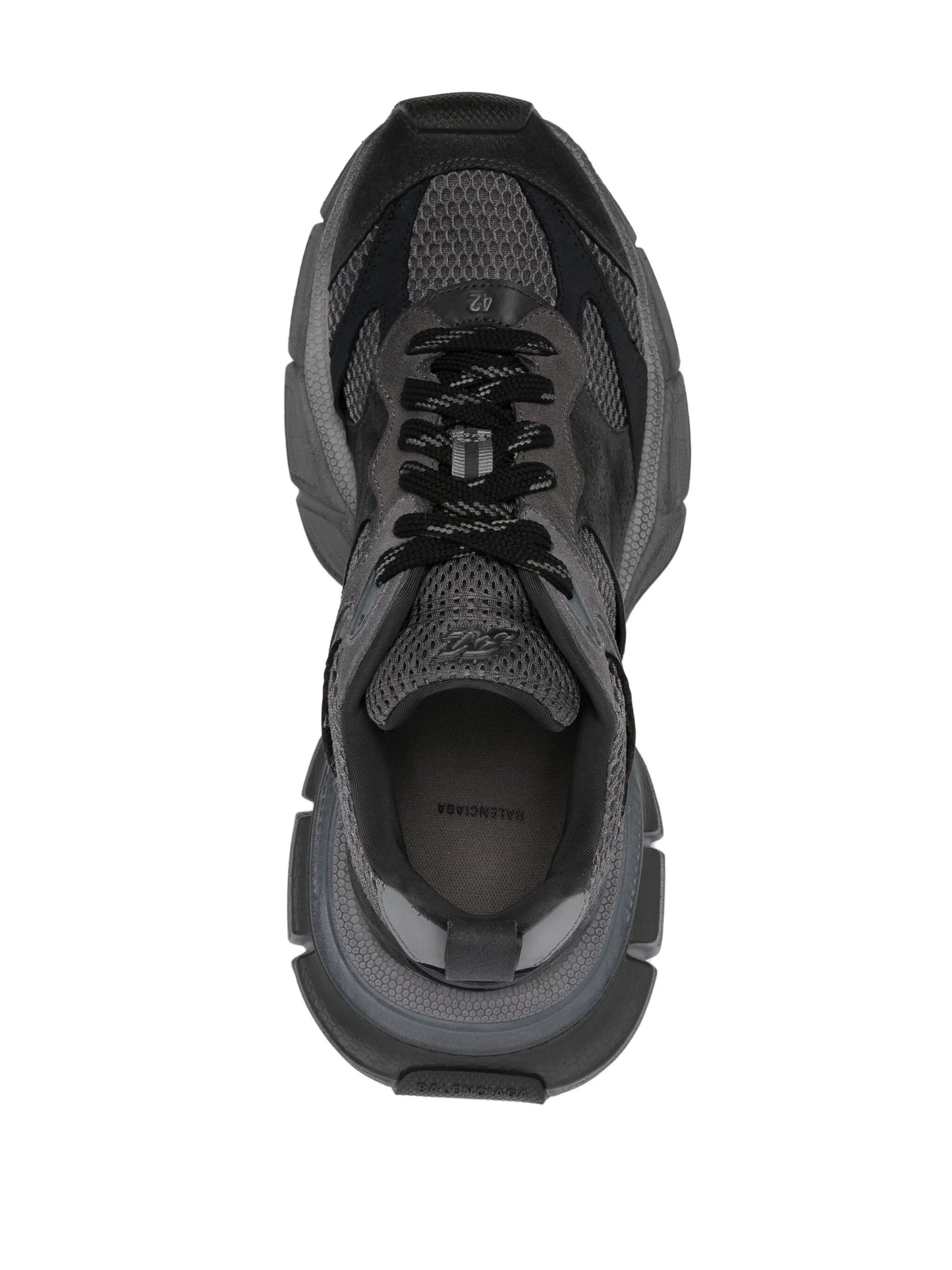 3XL sneakers