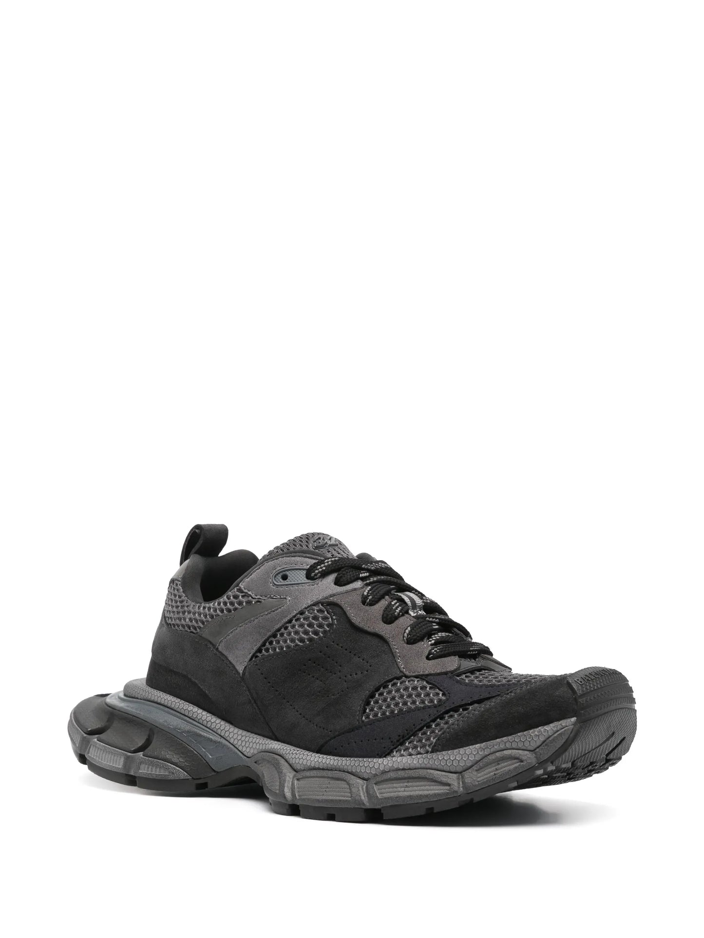 3XL sneakers