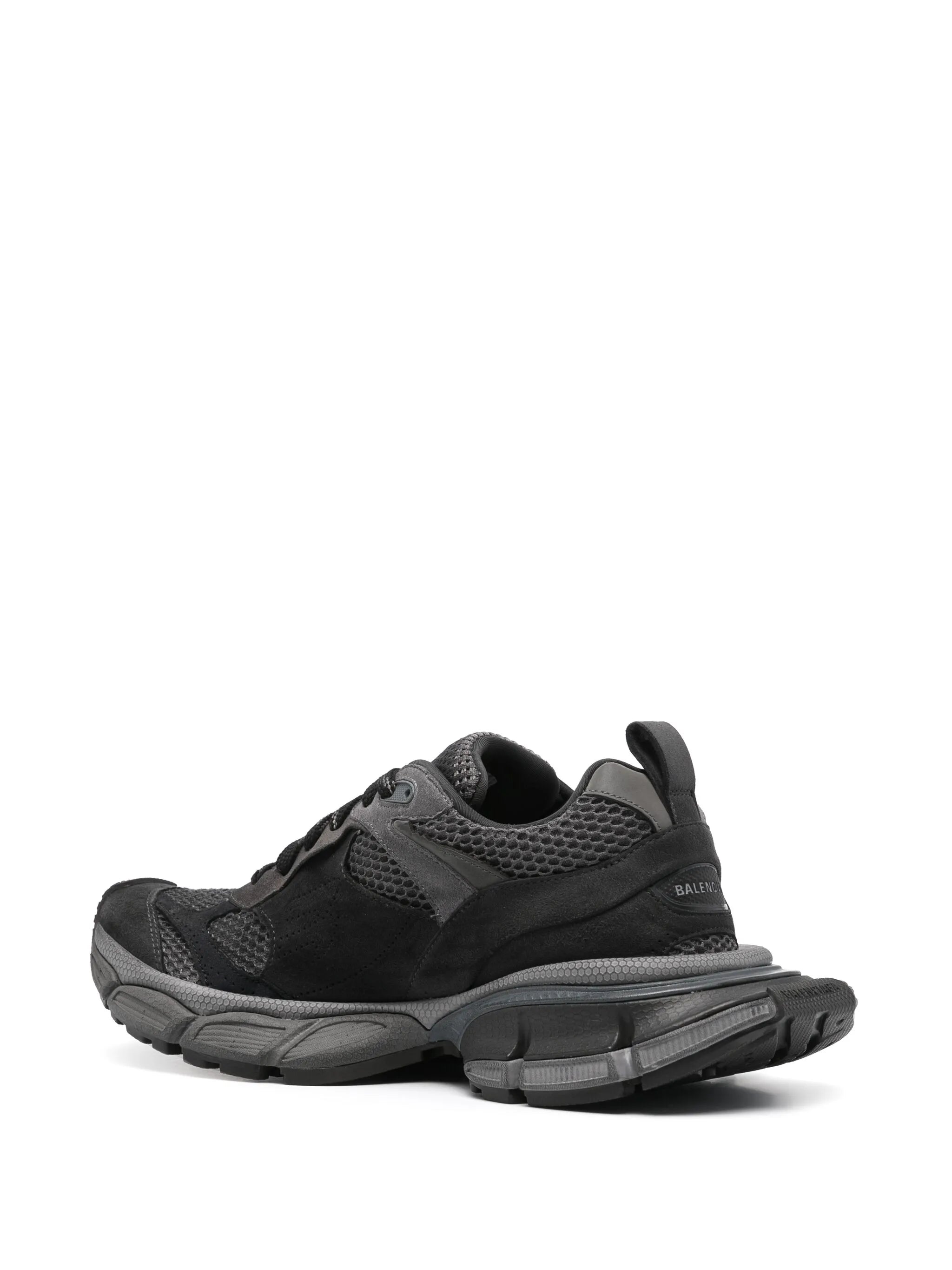 3XL sneakers