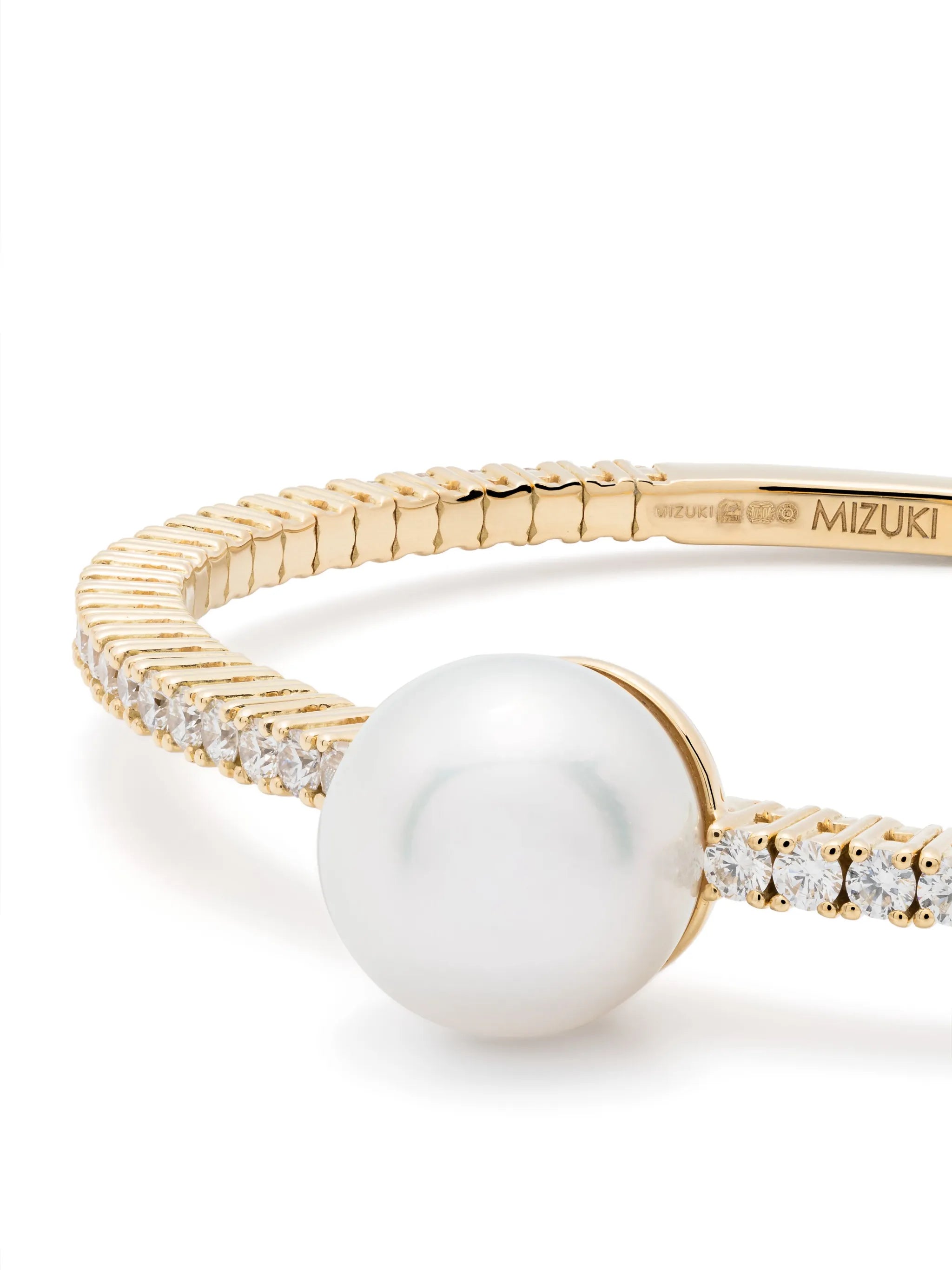 18kt yellow gold South Sea pearl and diamond cuff bracelet
