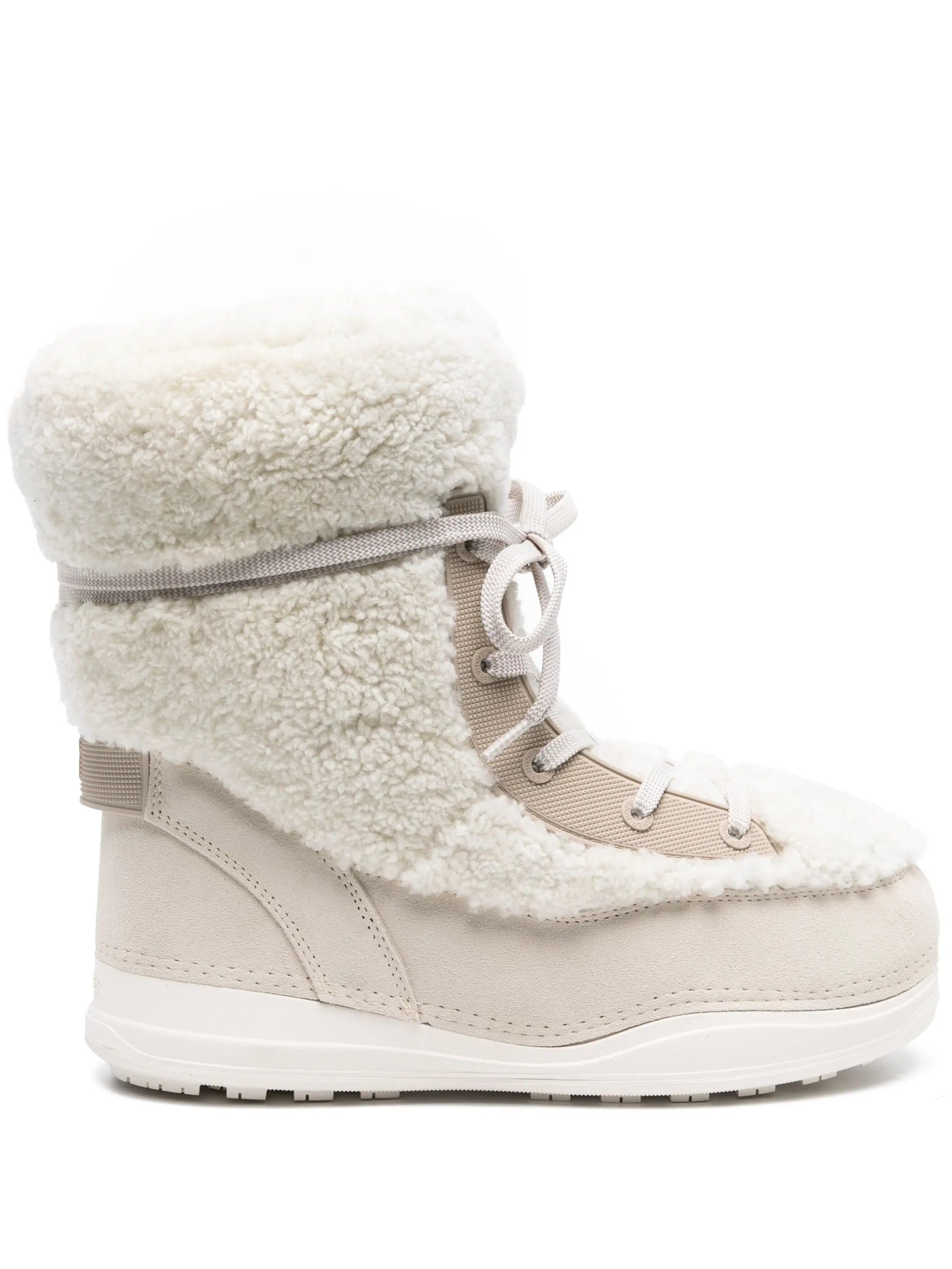 La Plagne 10 snow boots