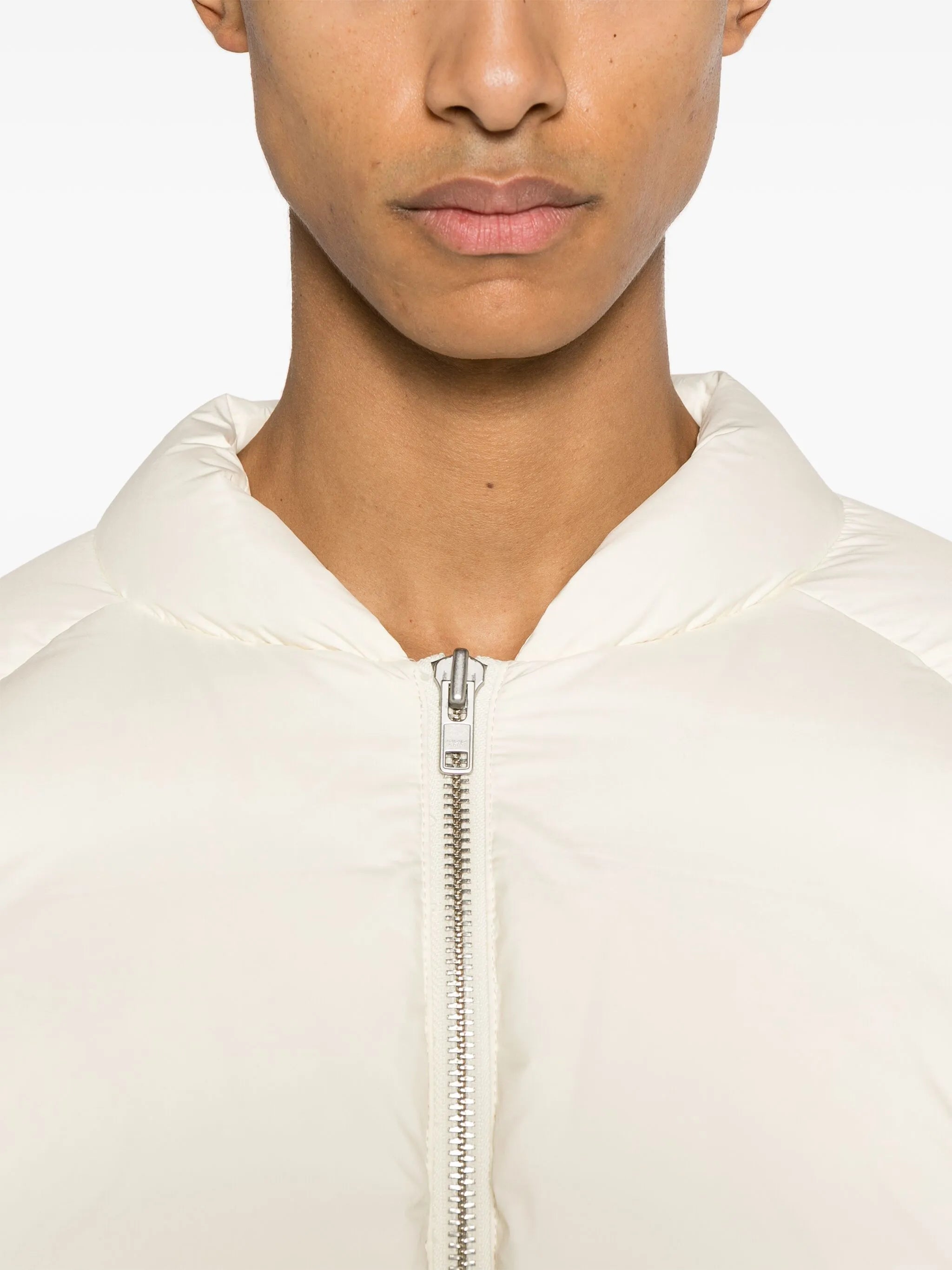 Pillow cropped down jacket