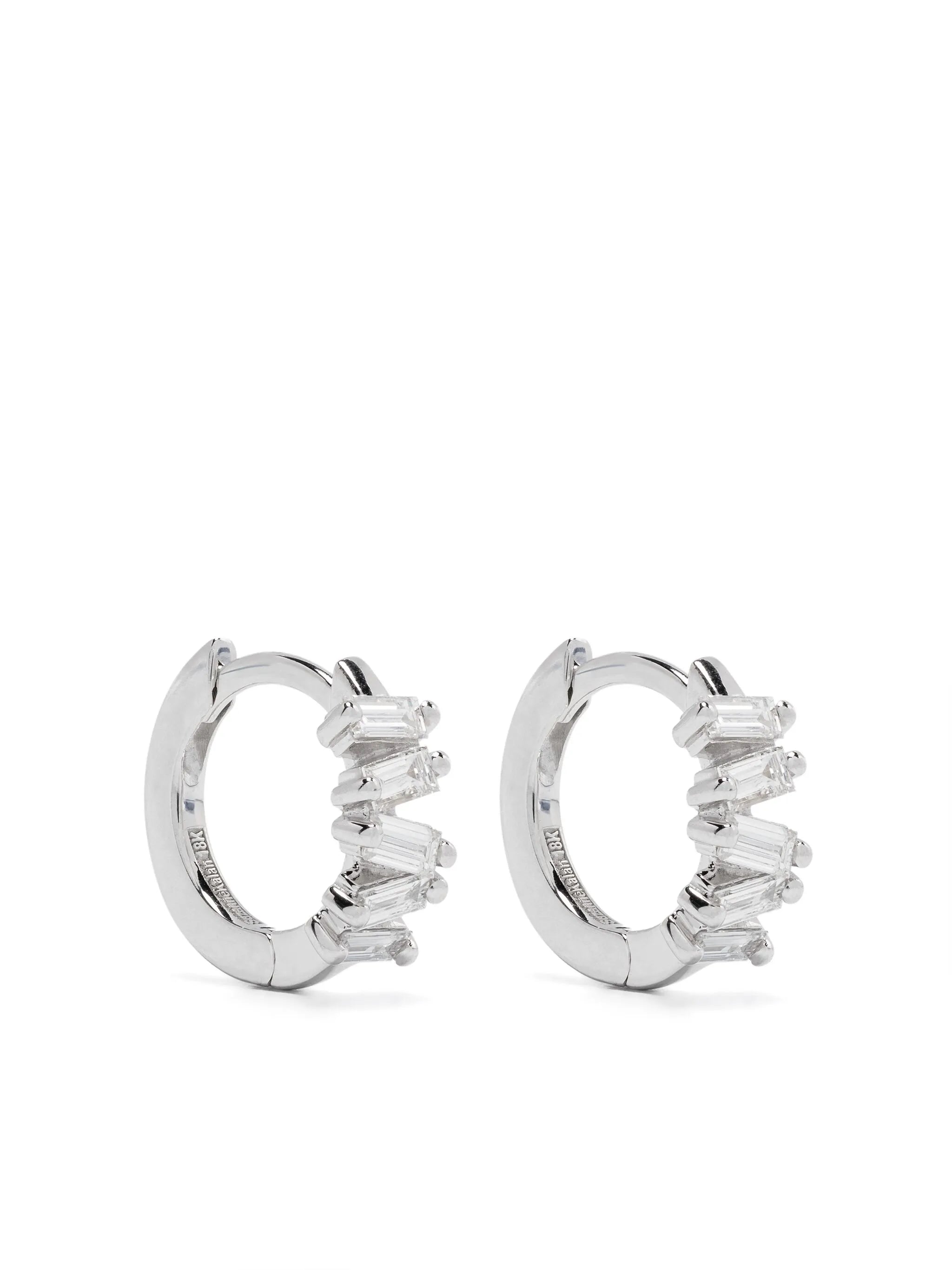 18kt white gold Bold diamond huggie earrings