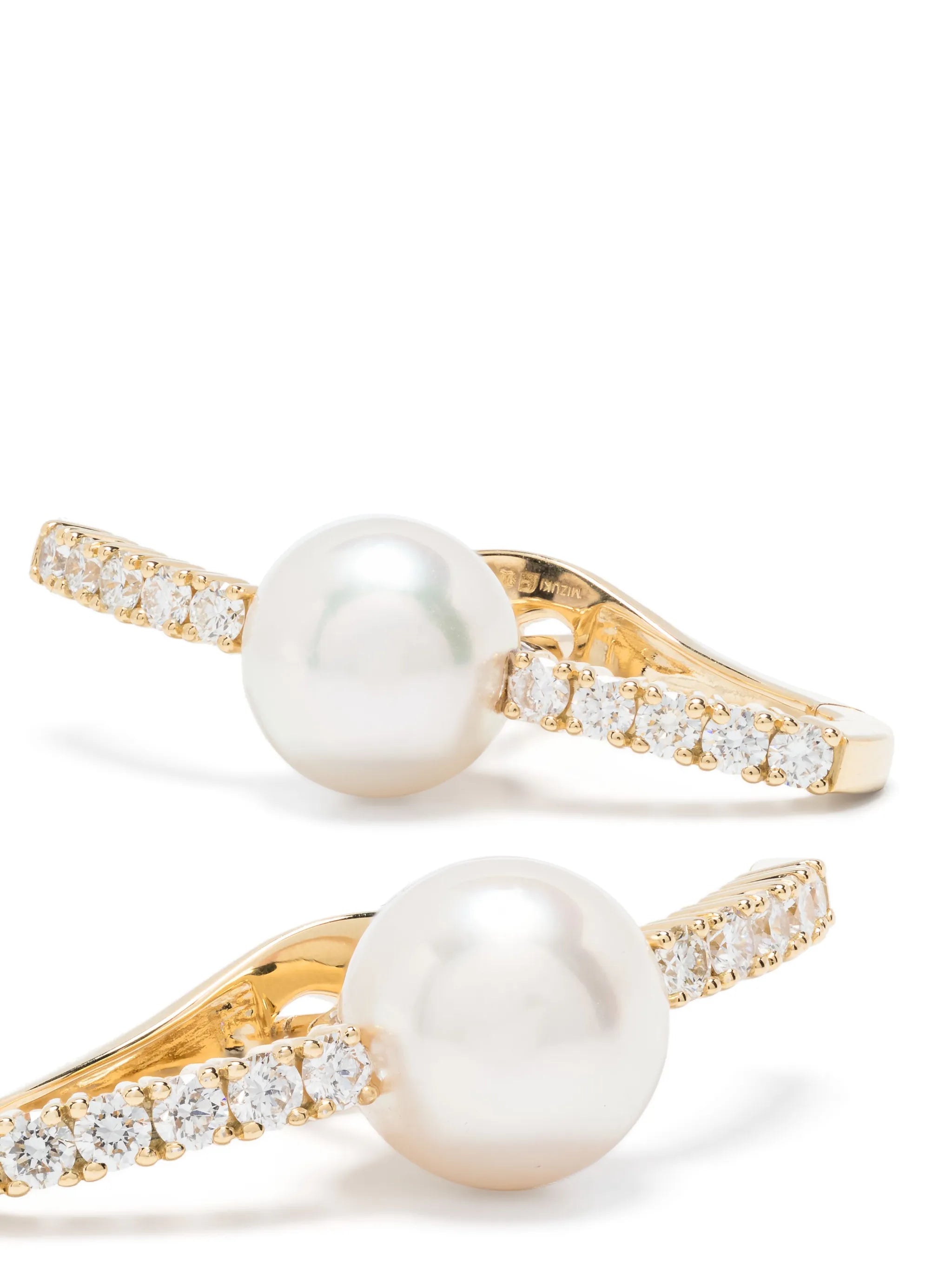 18kt yellow gold Akoya pearl and diamond earrings