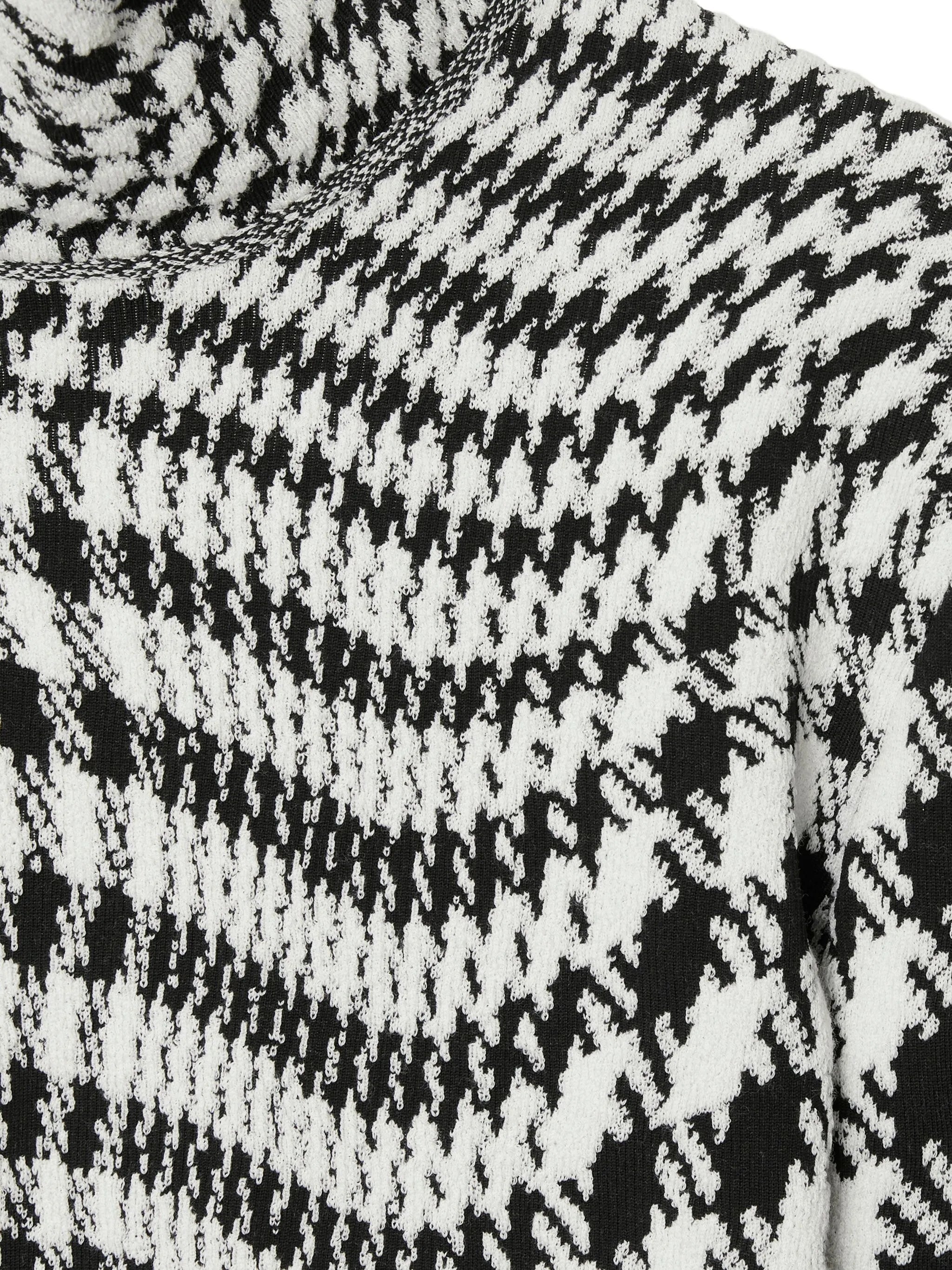 high-neck houndstooth jacquard jumper