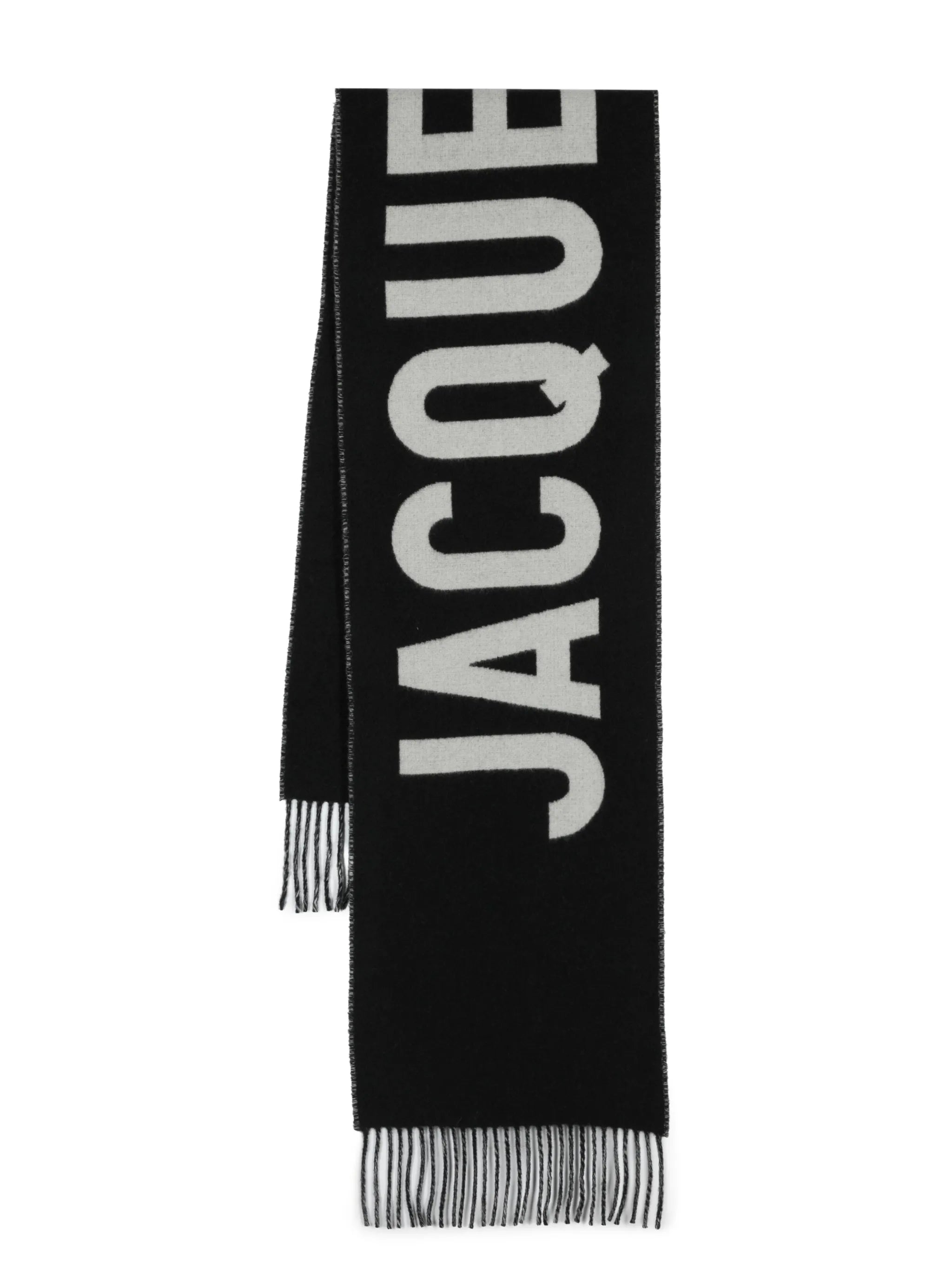 The Jacquemus scarf