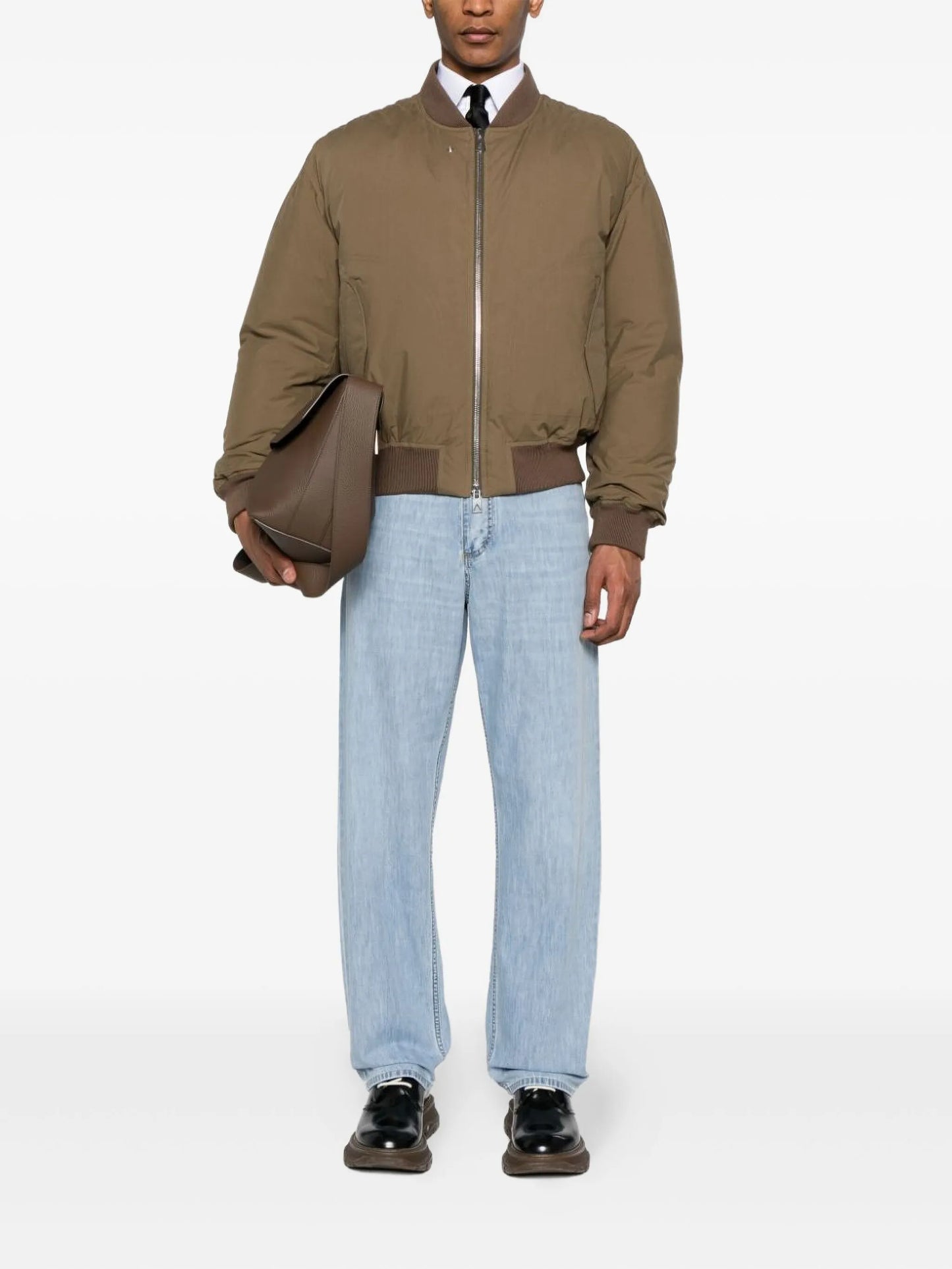 mid-rise wide-leg jeans