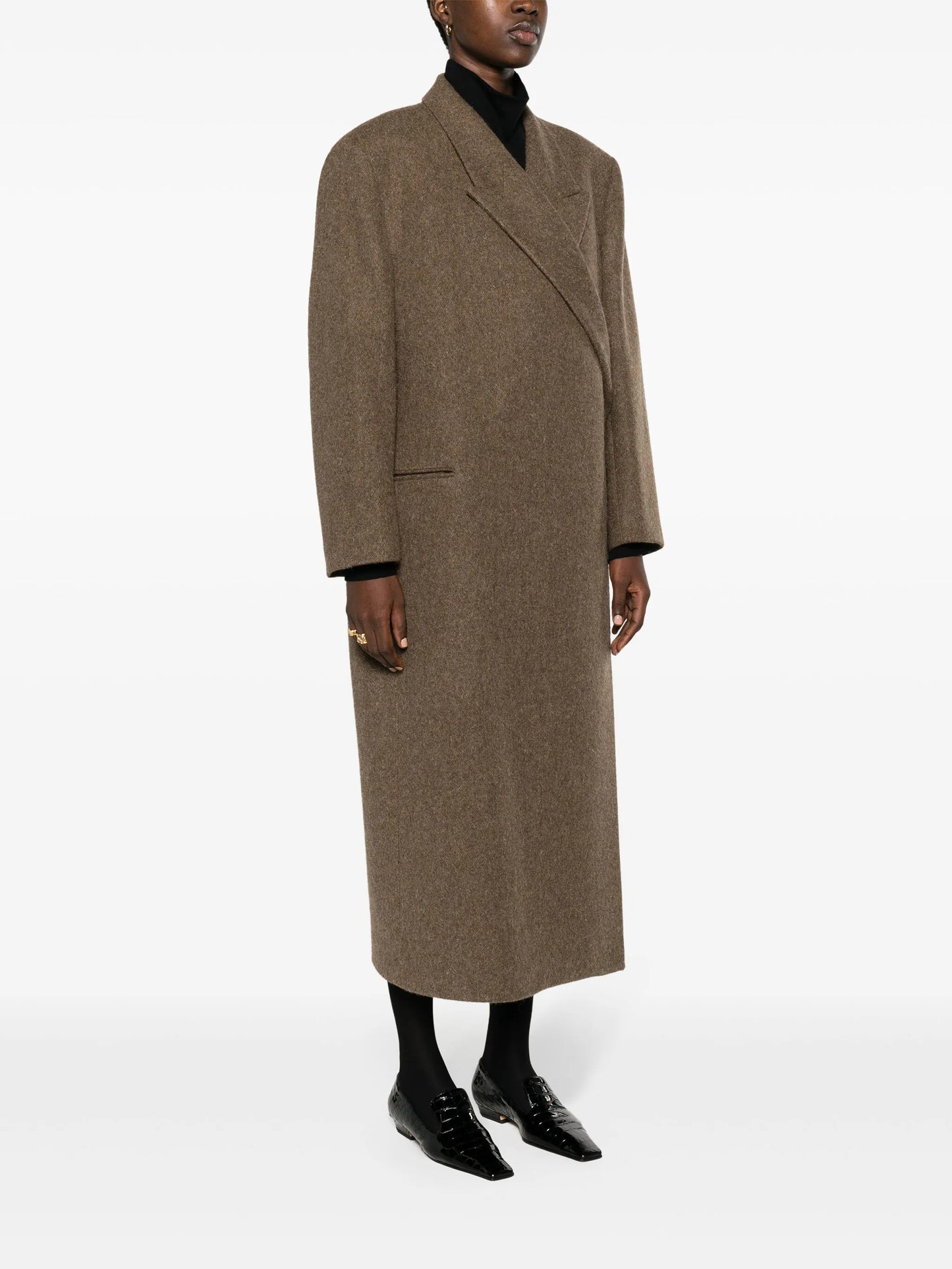 peak-lapels wool coat