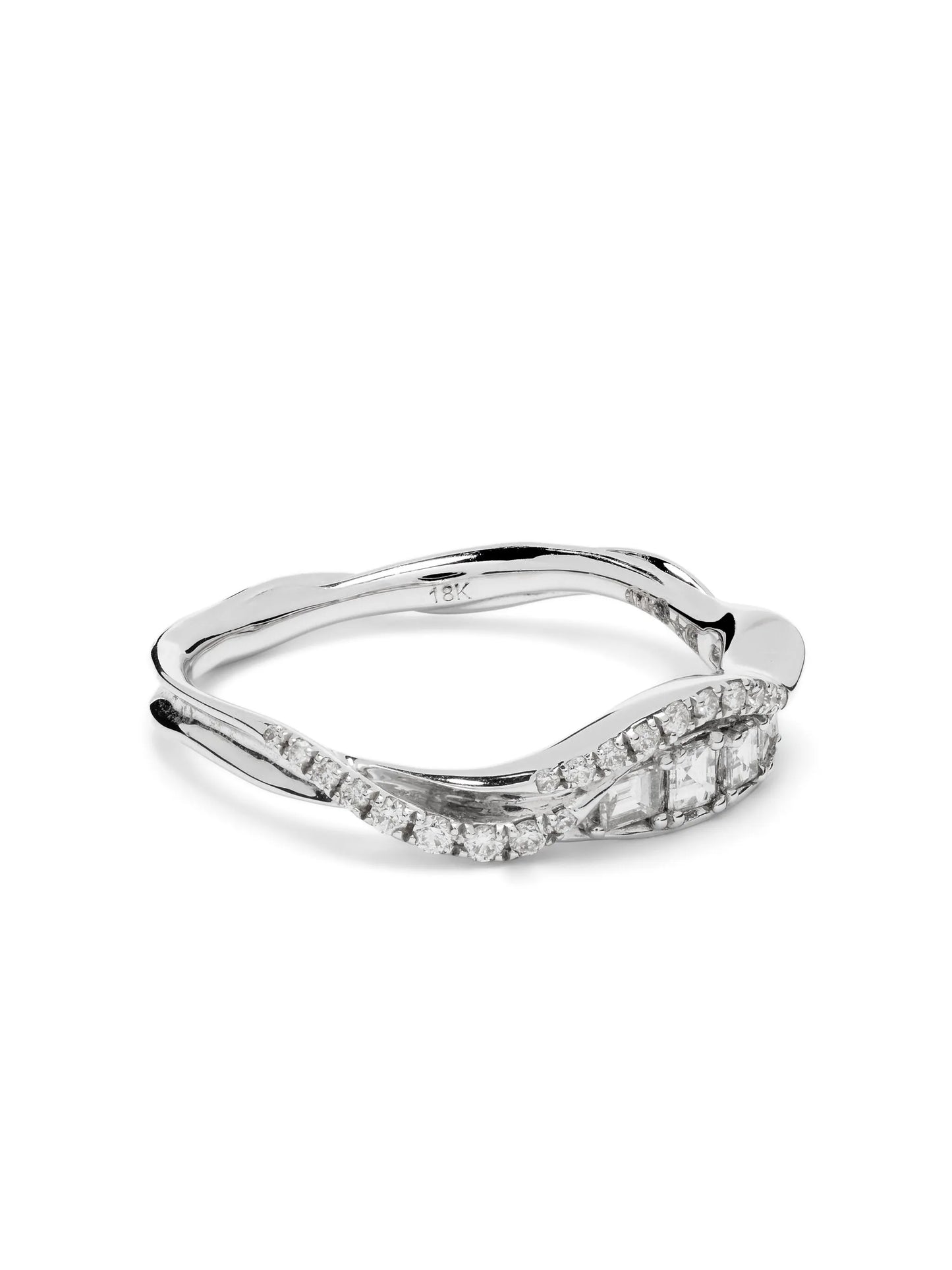 18kt white gold Inhale diamond stackable ring