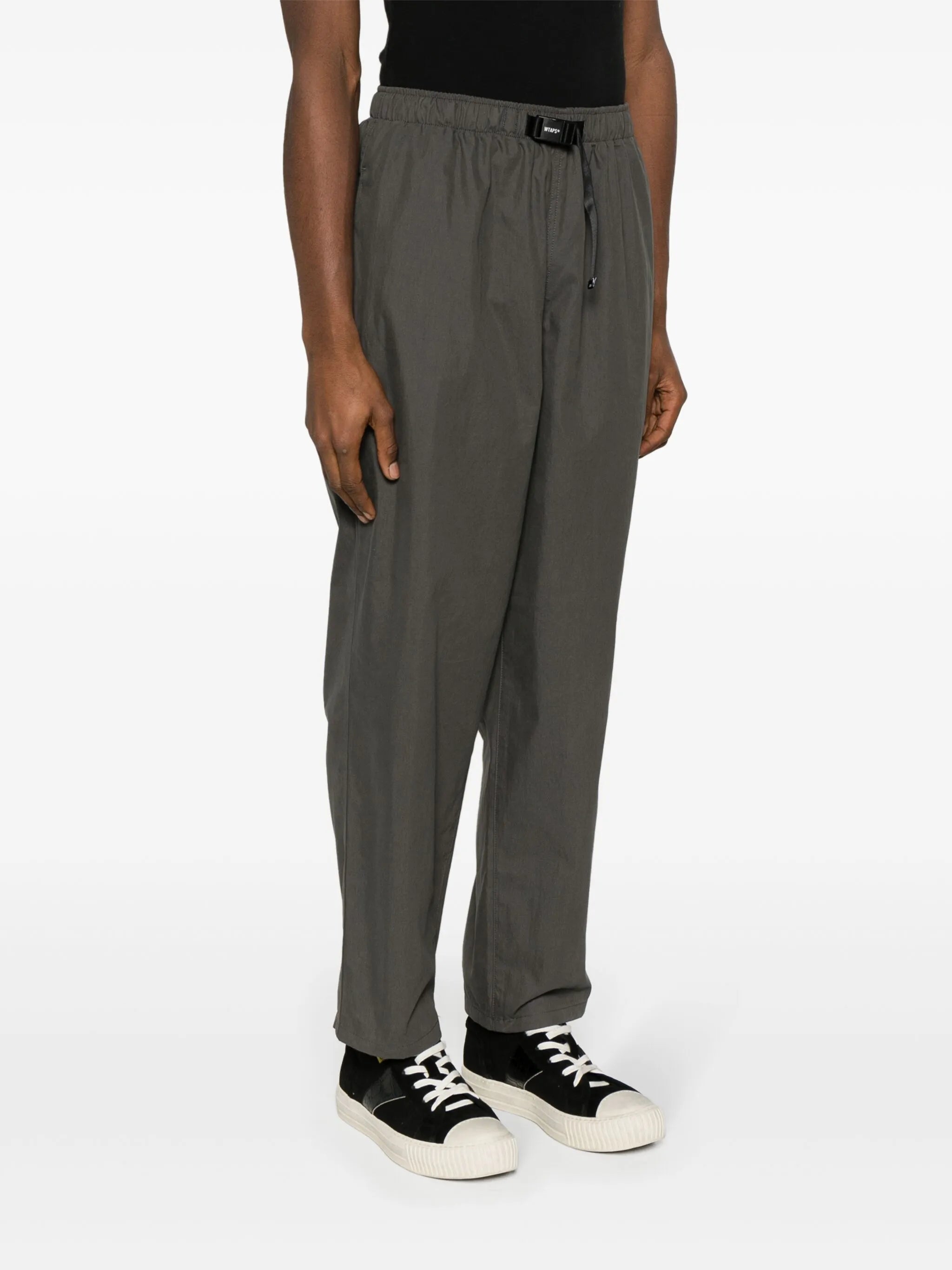 logo-buckle wide-leg trousers