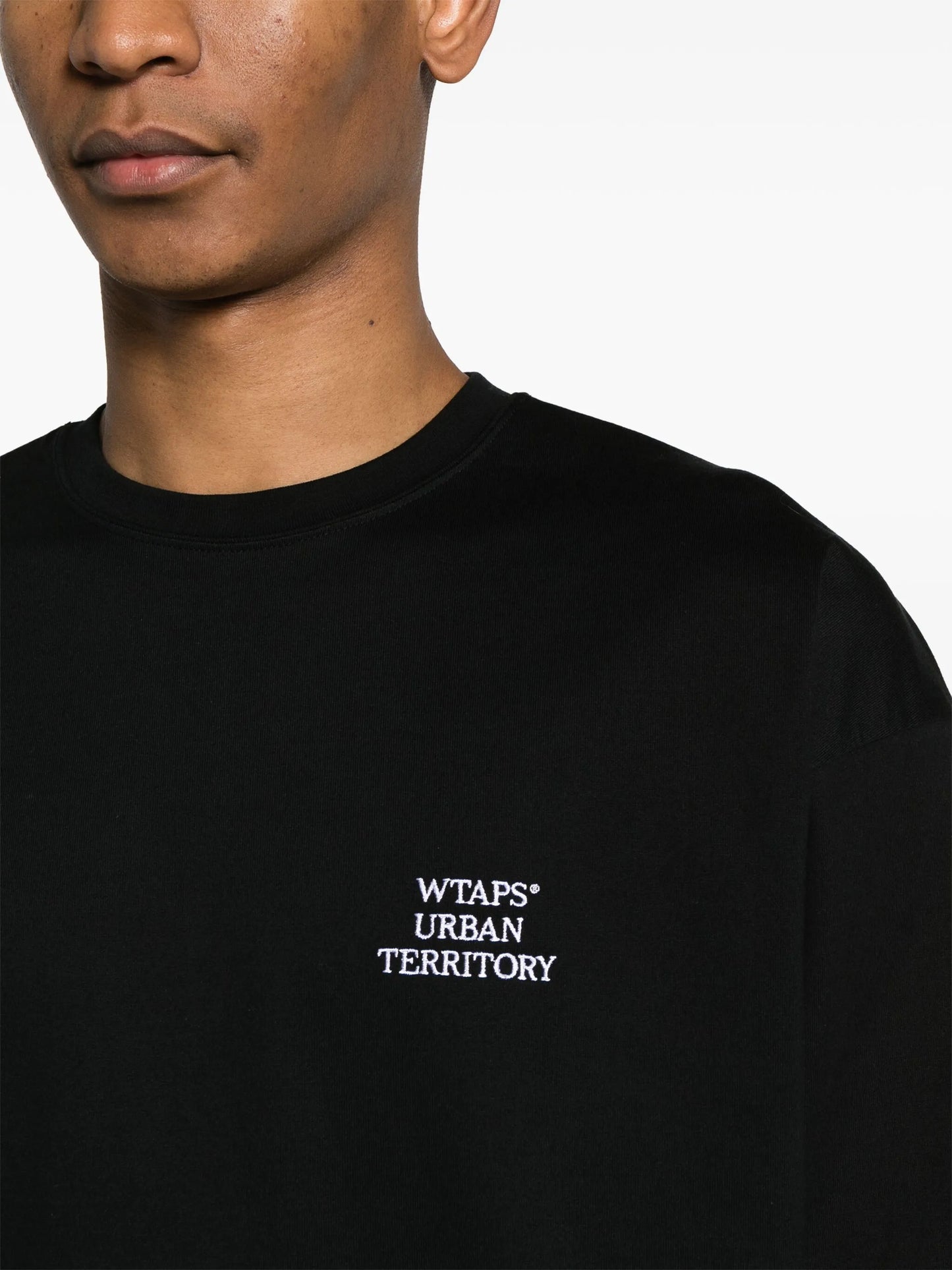 logo-embroidered long-sleeve T-shirt