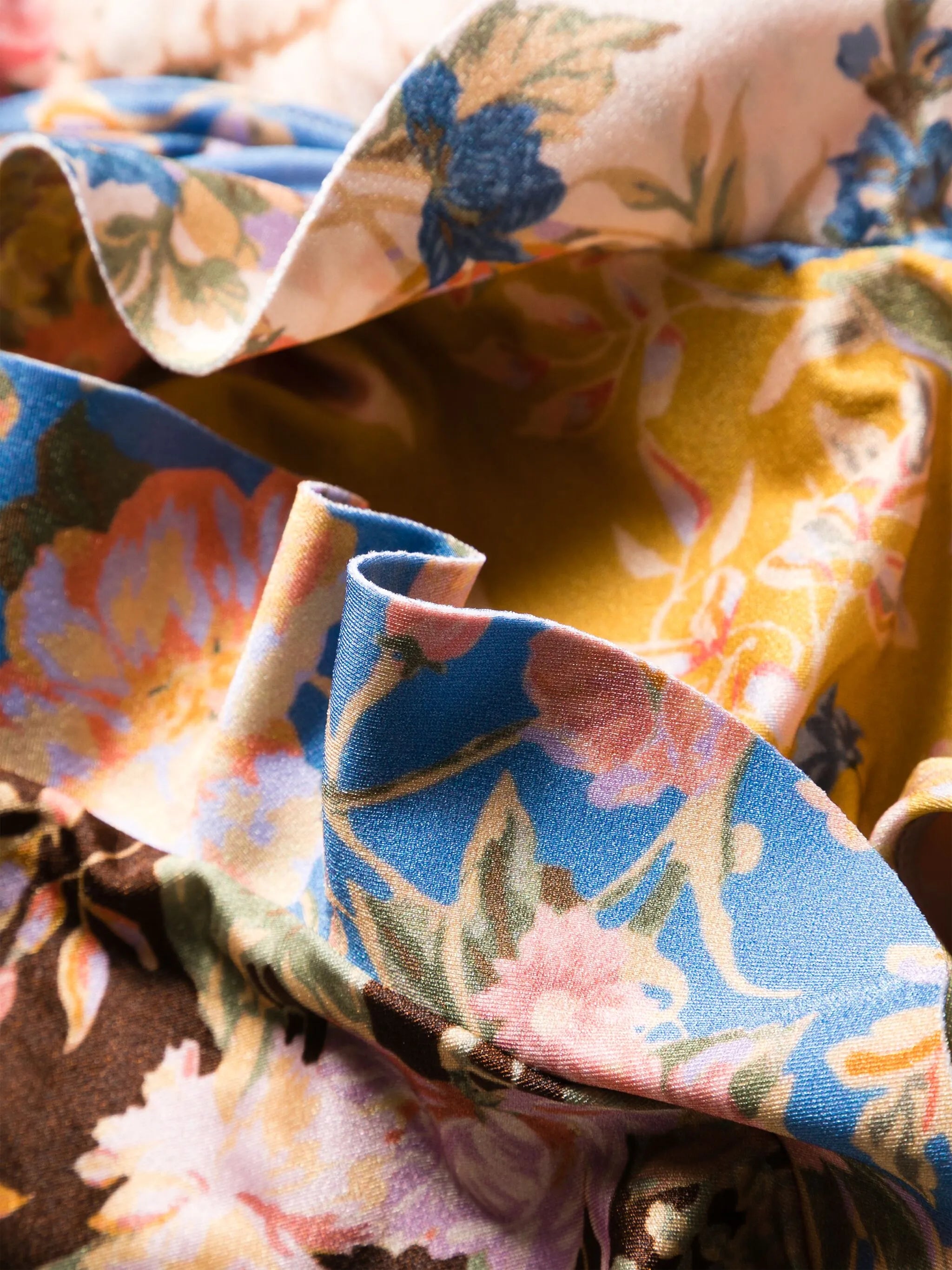 floral-print ruffled swimsuit