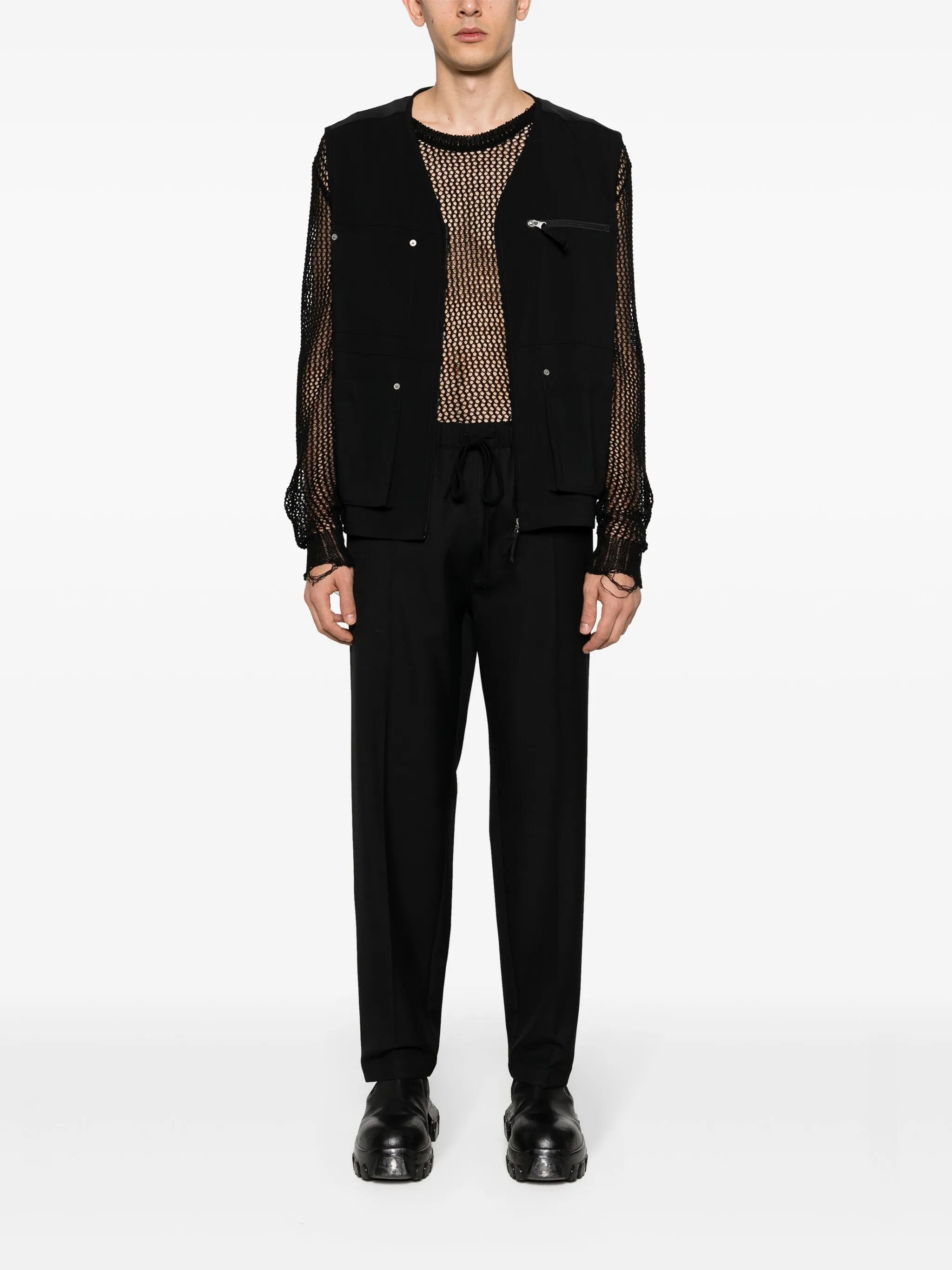multi-pocket zip-up gilet