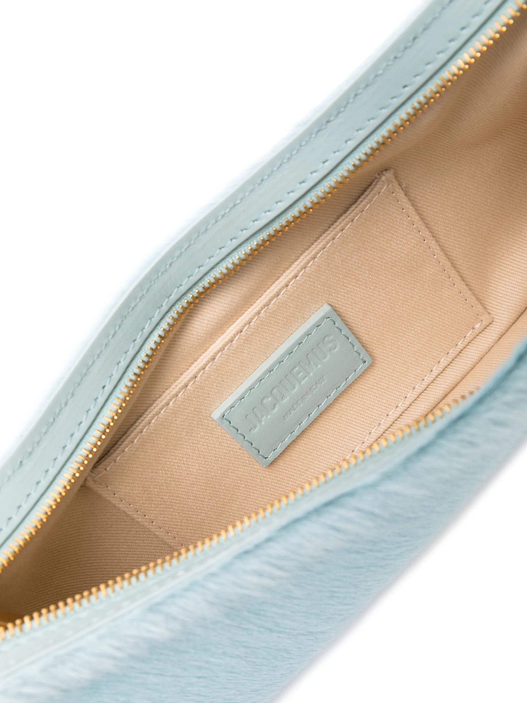 Le Bisou Perle shoulder bag