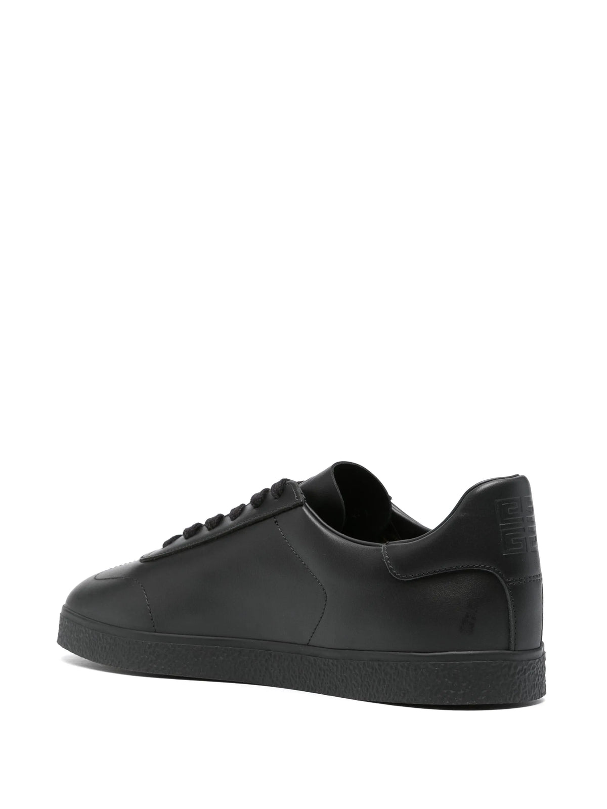 Town sneakers