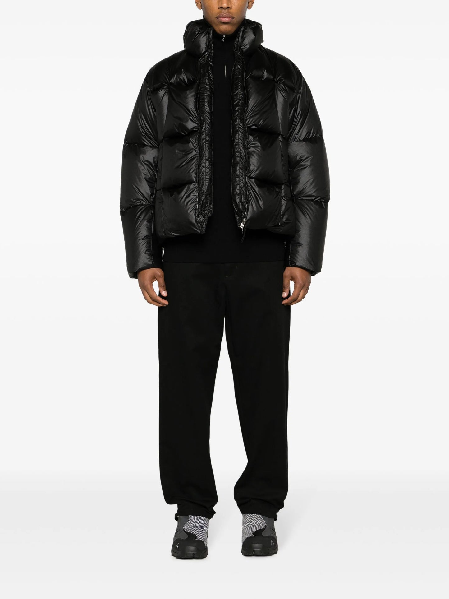 Three-Dimensional quilted down jacket