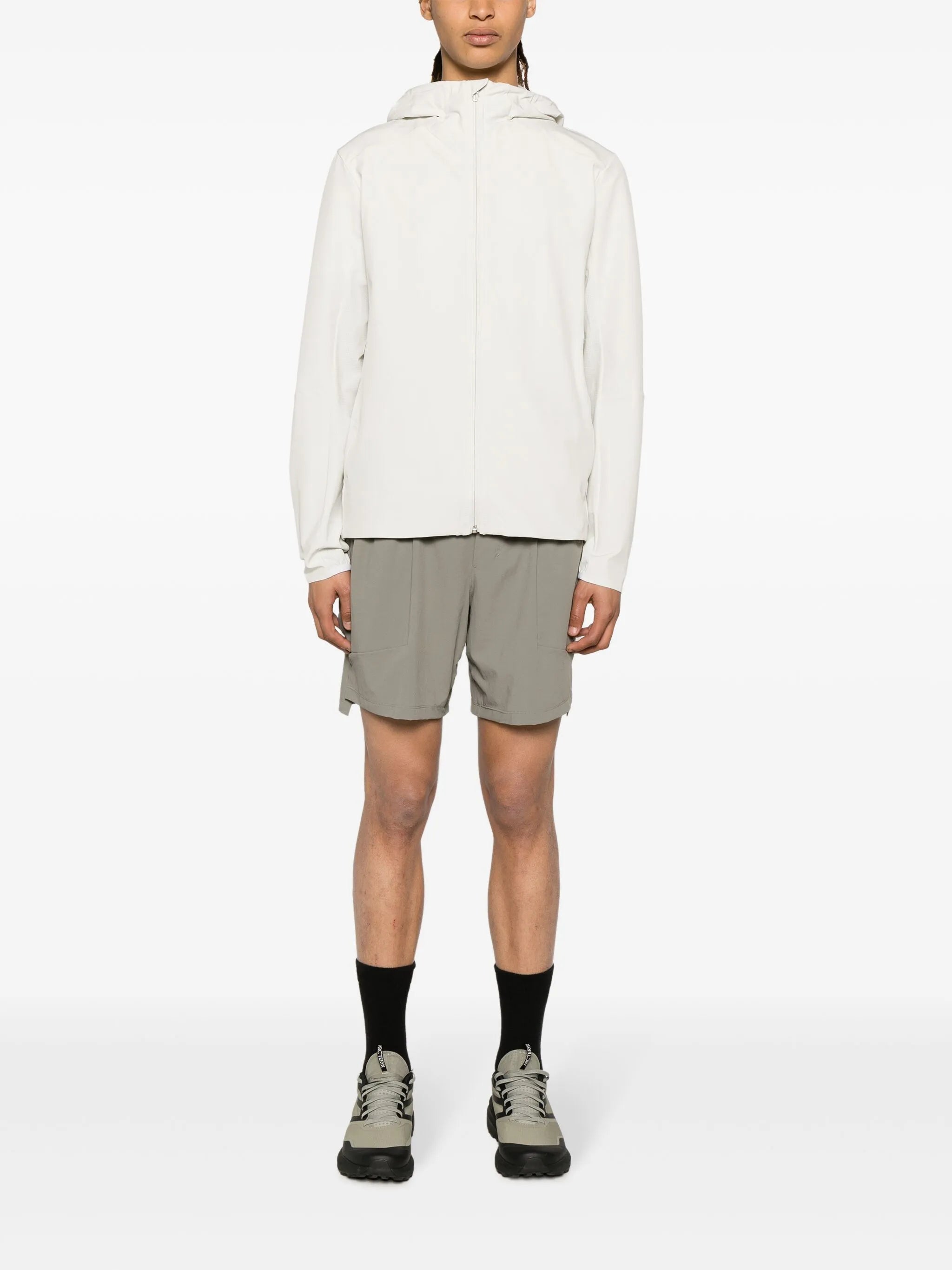 Warp lightweight hooded jacket