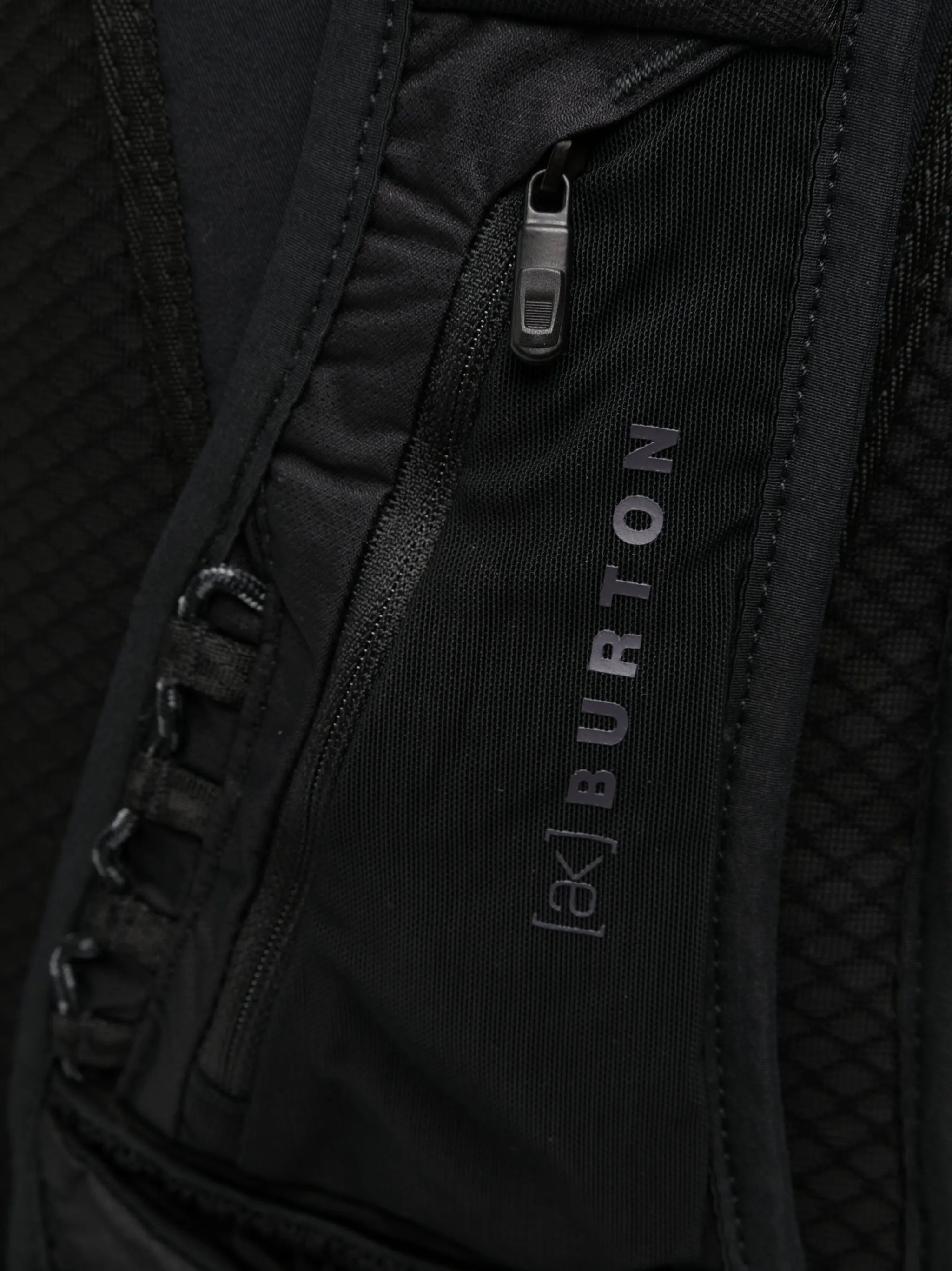 Surgence 20L multi-strap backpack