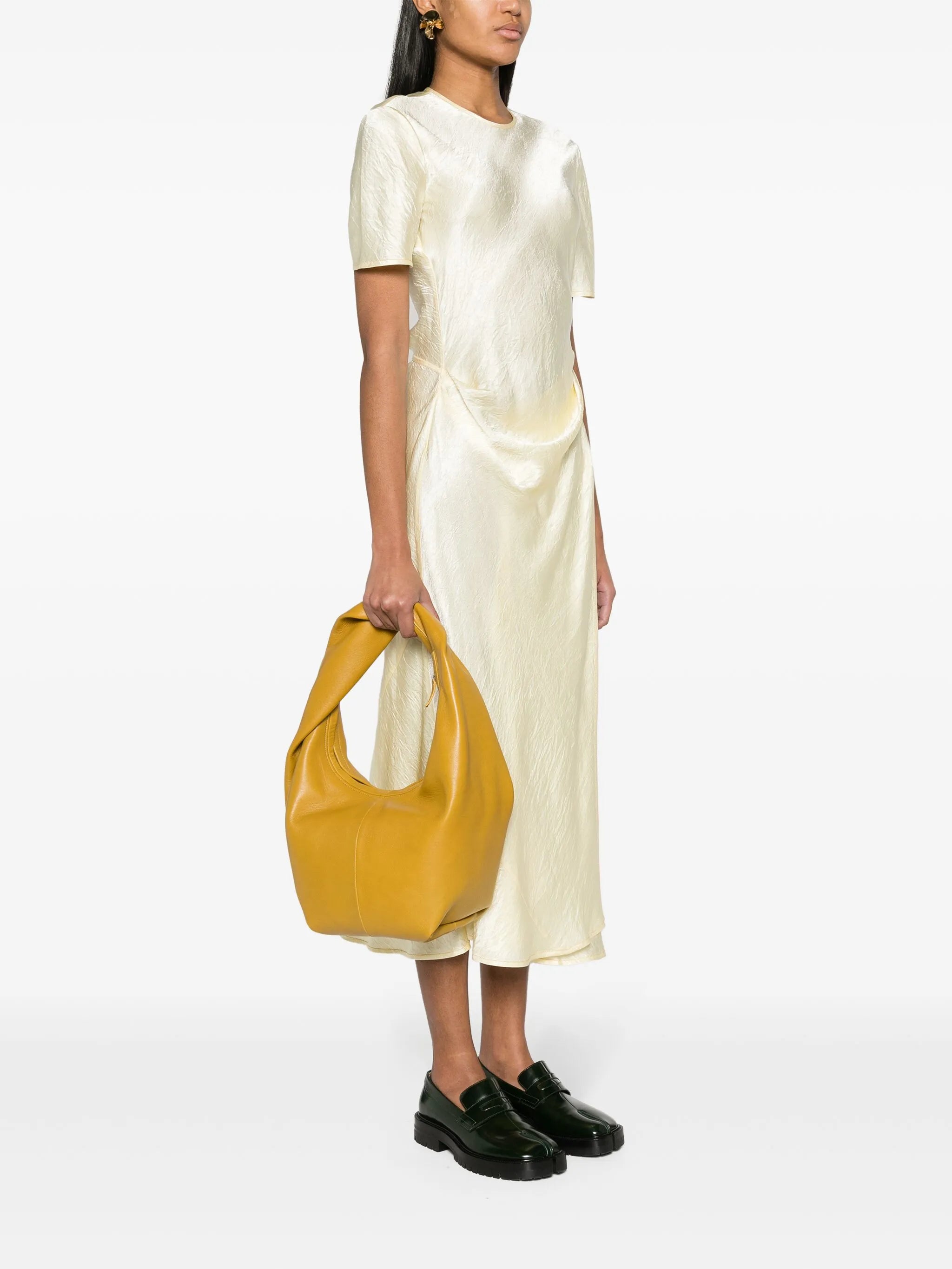 Yela leather shoulder bag