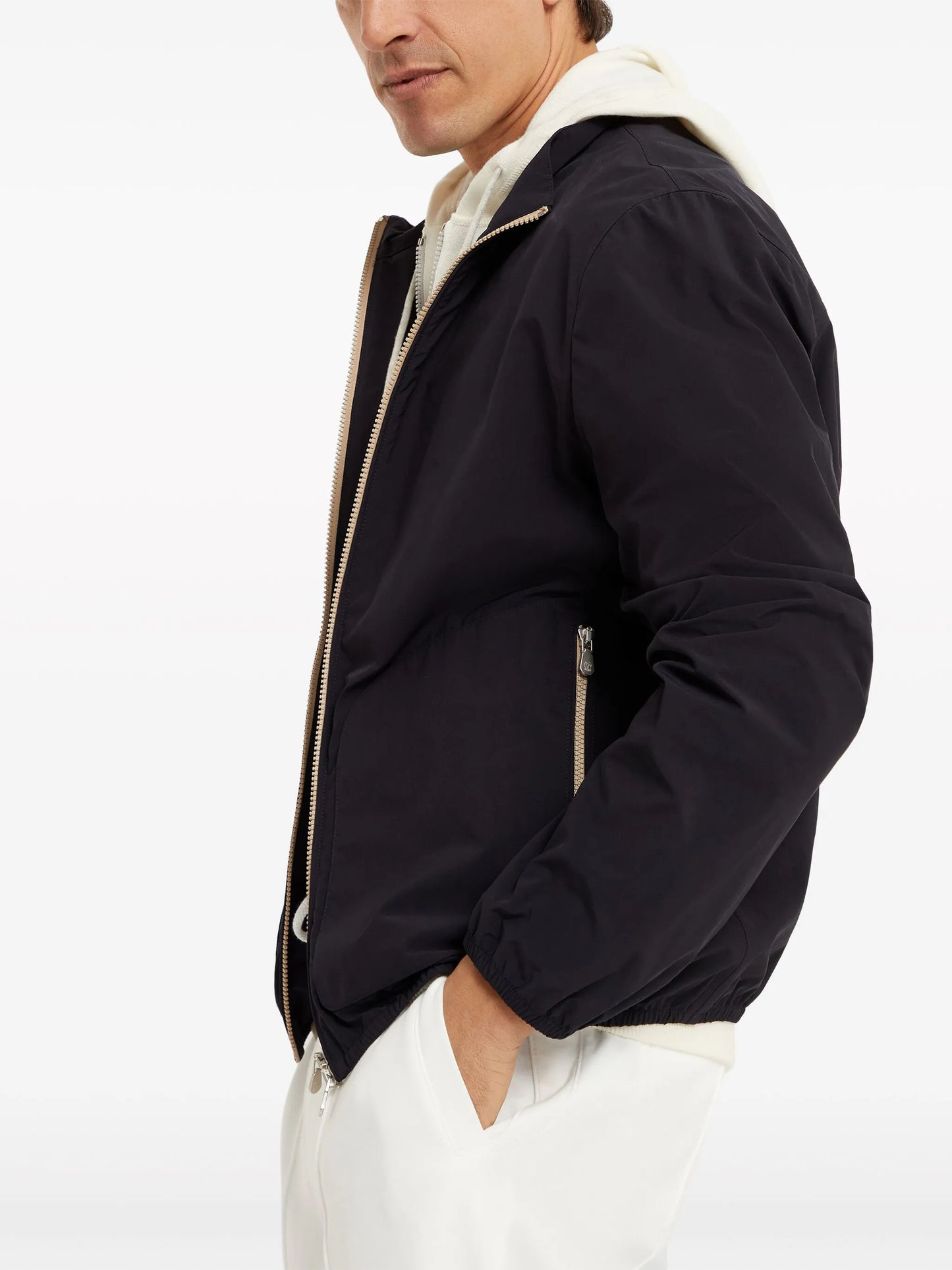 zip-up high neck jacket