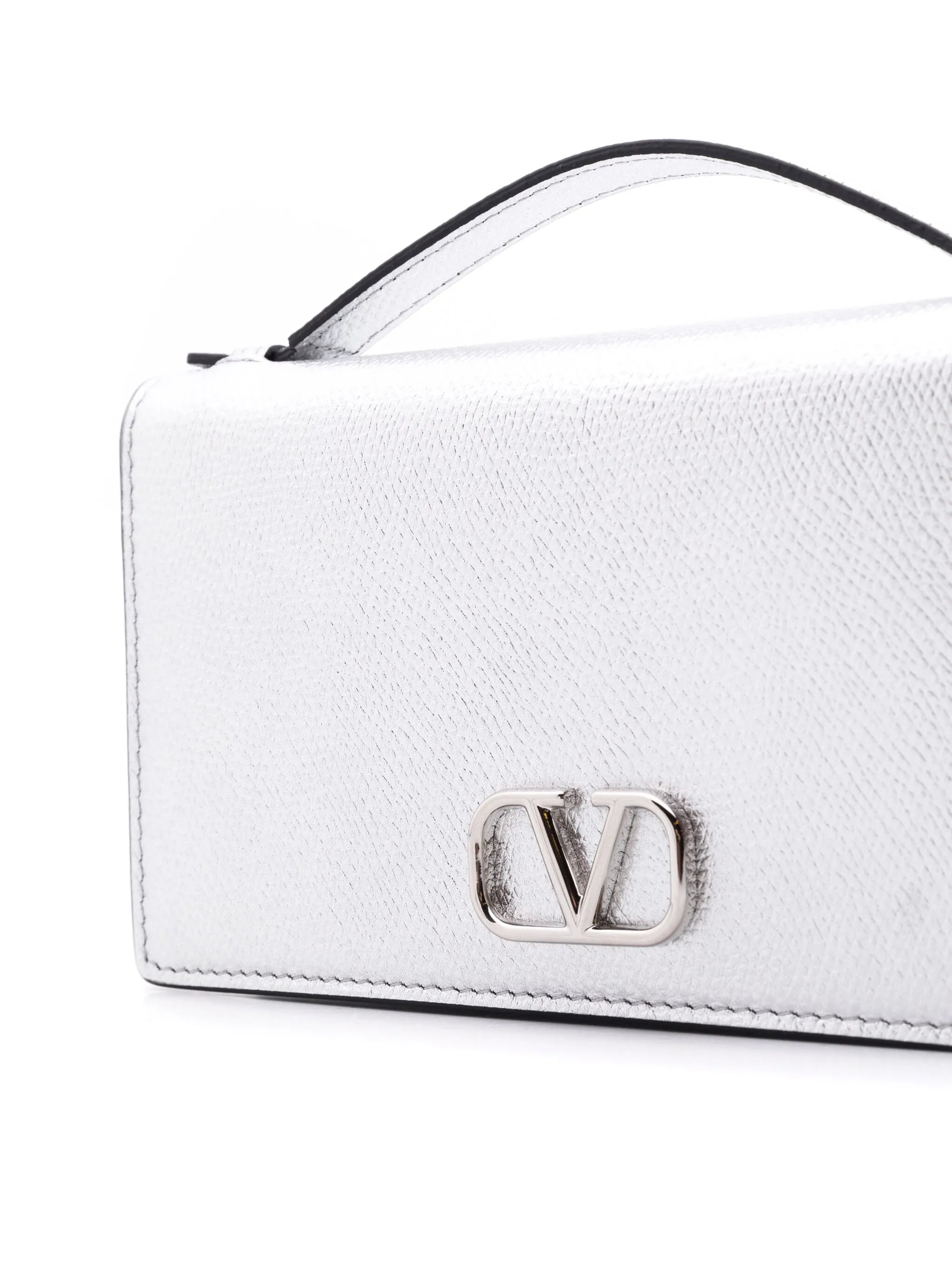 VLogo Signature metallic wallet-on-chain