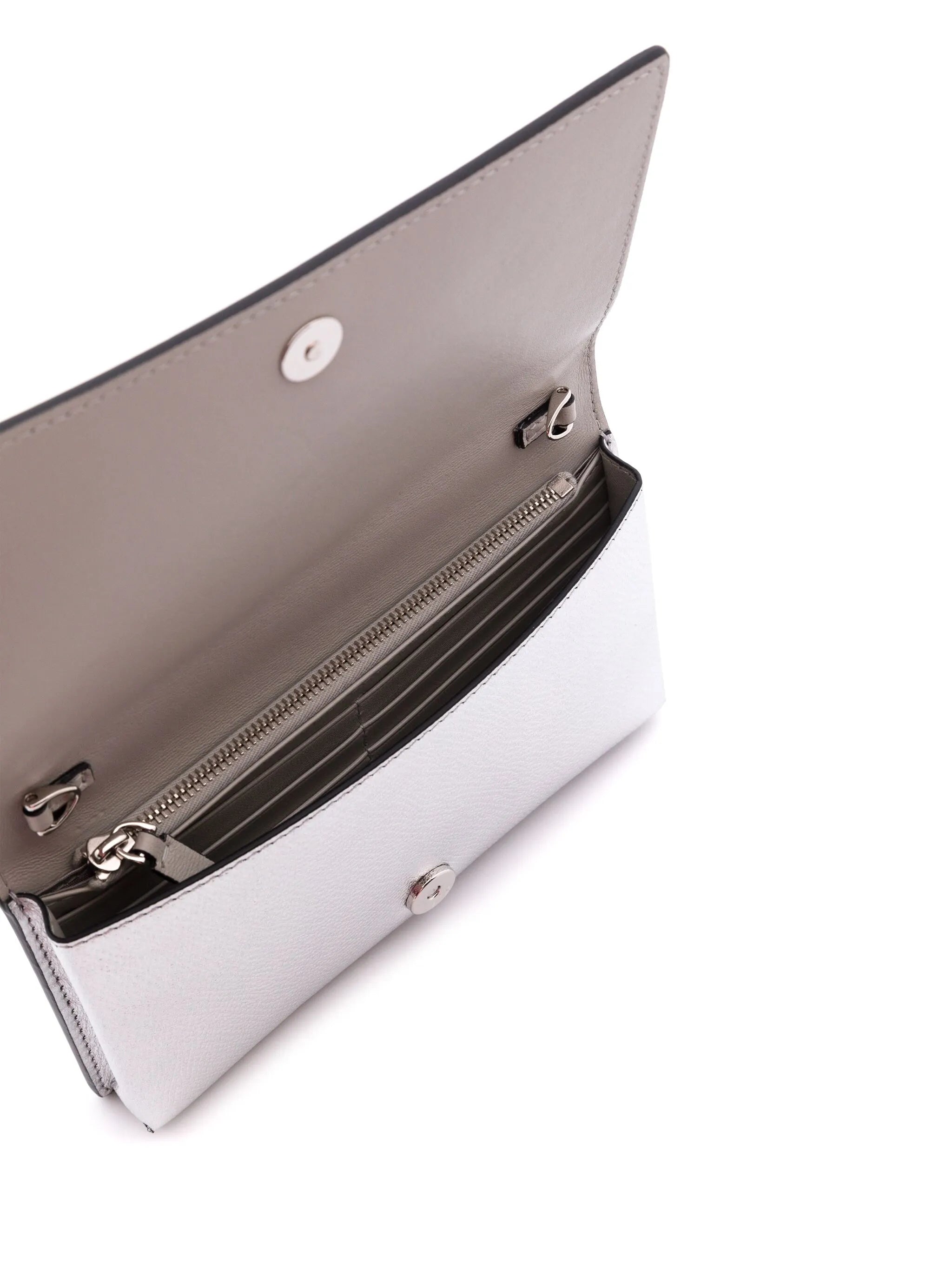 VLogo Signature metallic wallet-on-chain