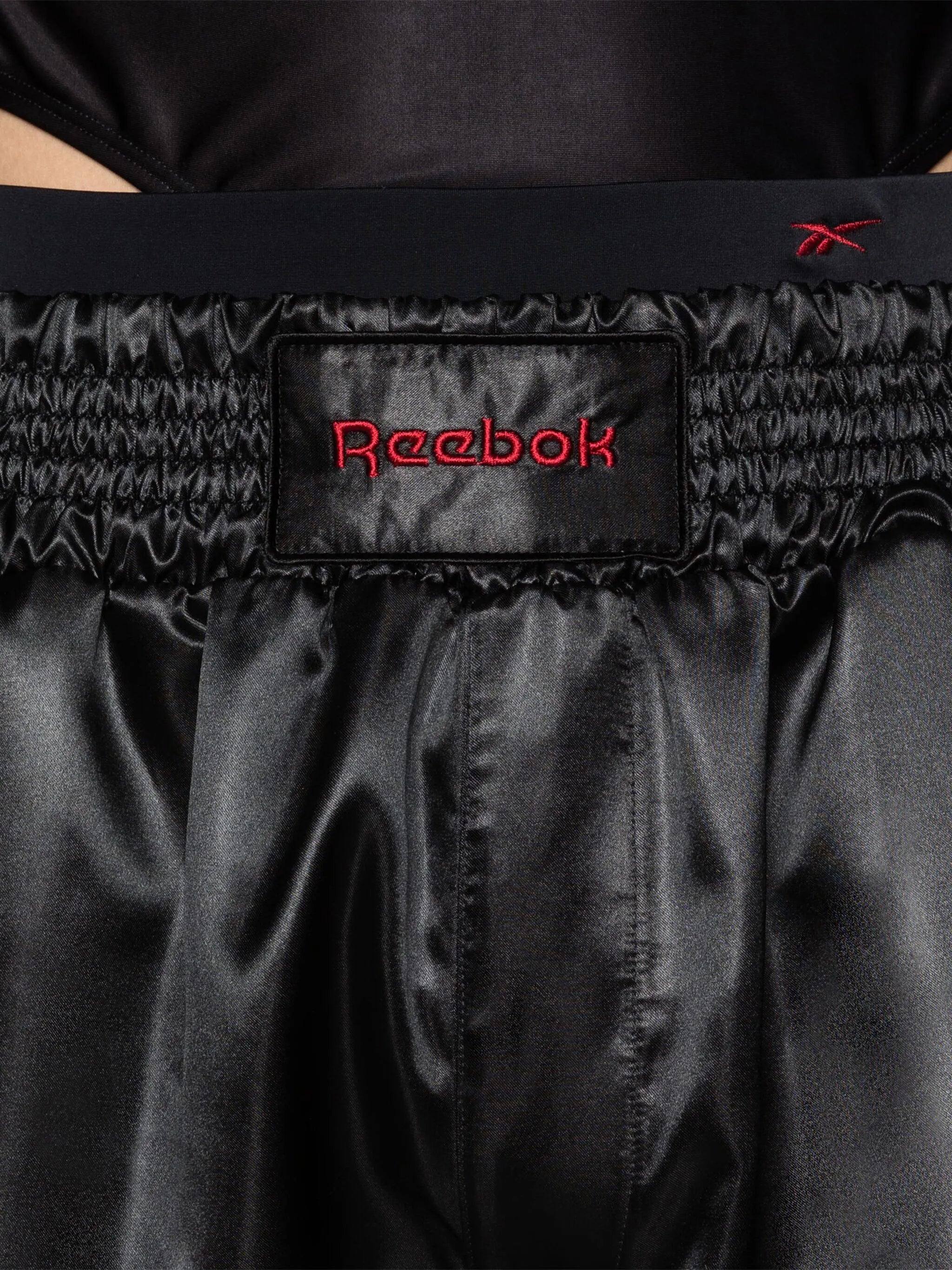 logo-embroidered wide-leg shorts