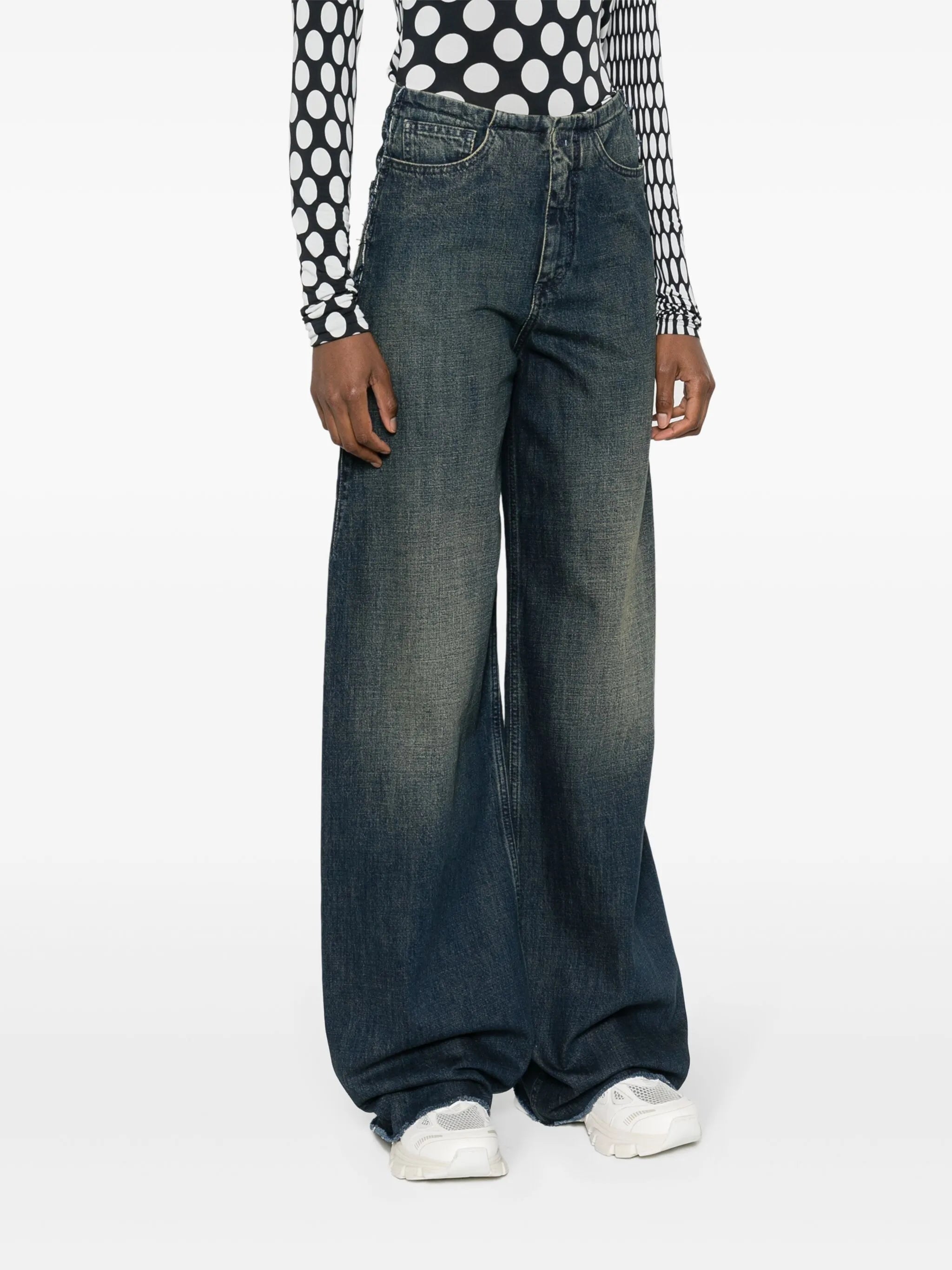 wide-leg jeans