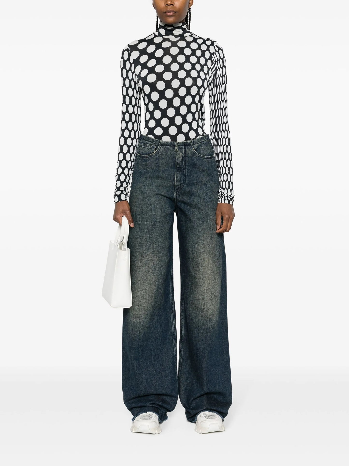 wide-leg jeans