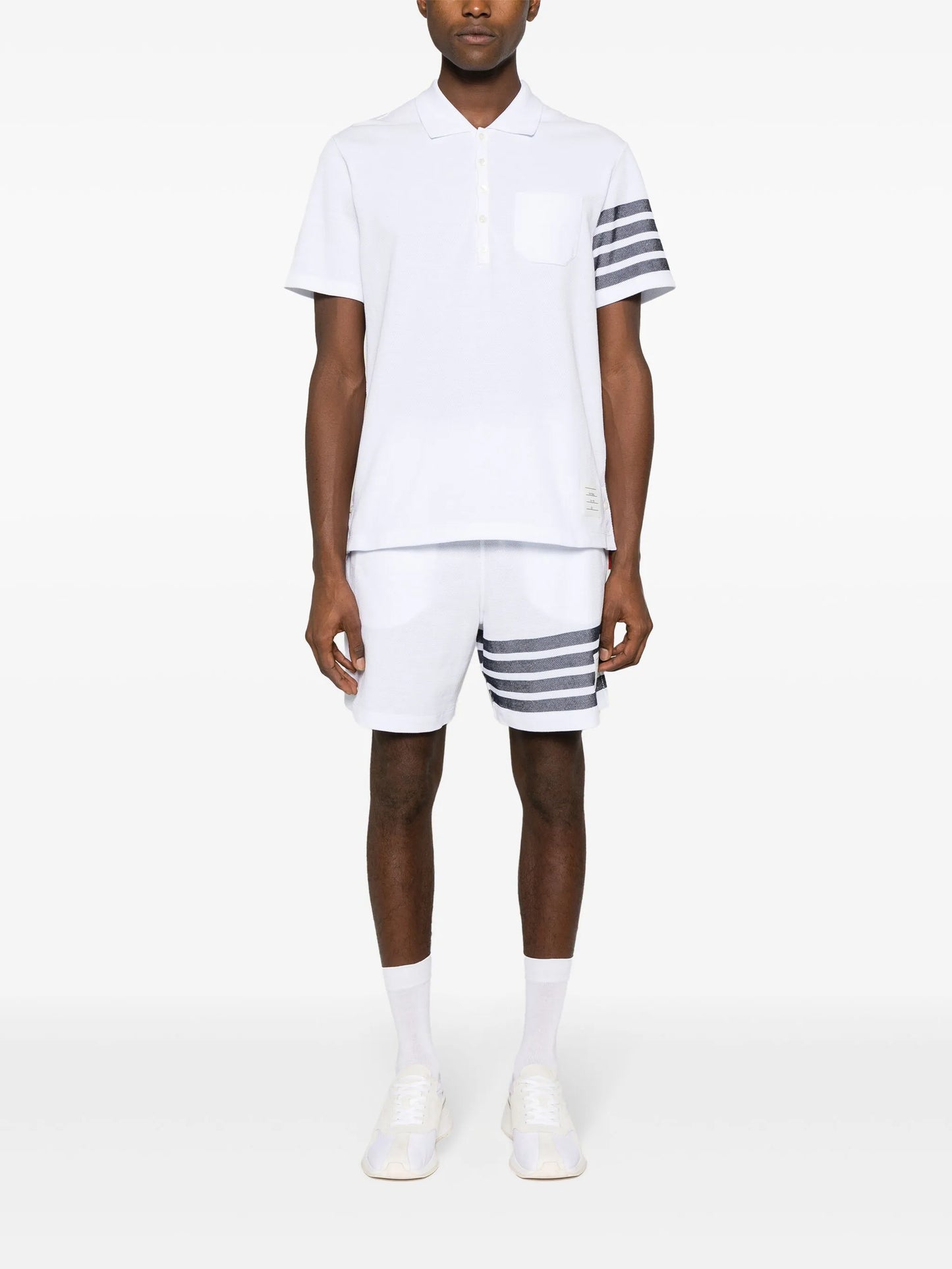 4-Bar Stripes shorts