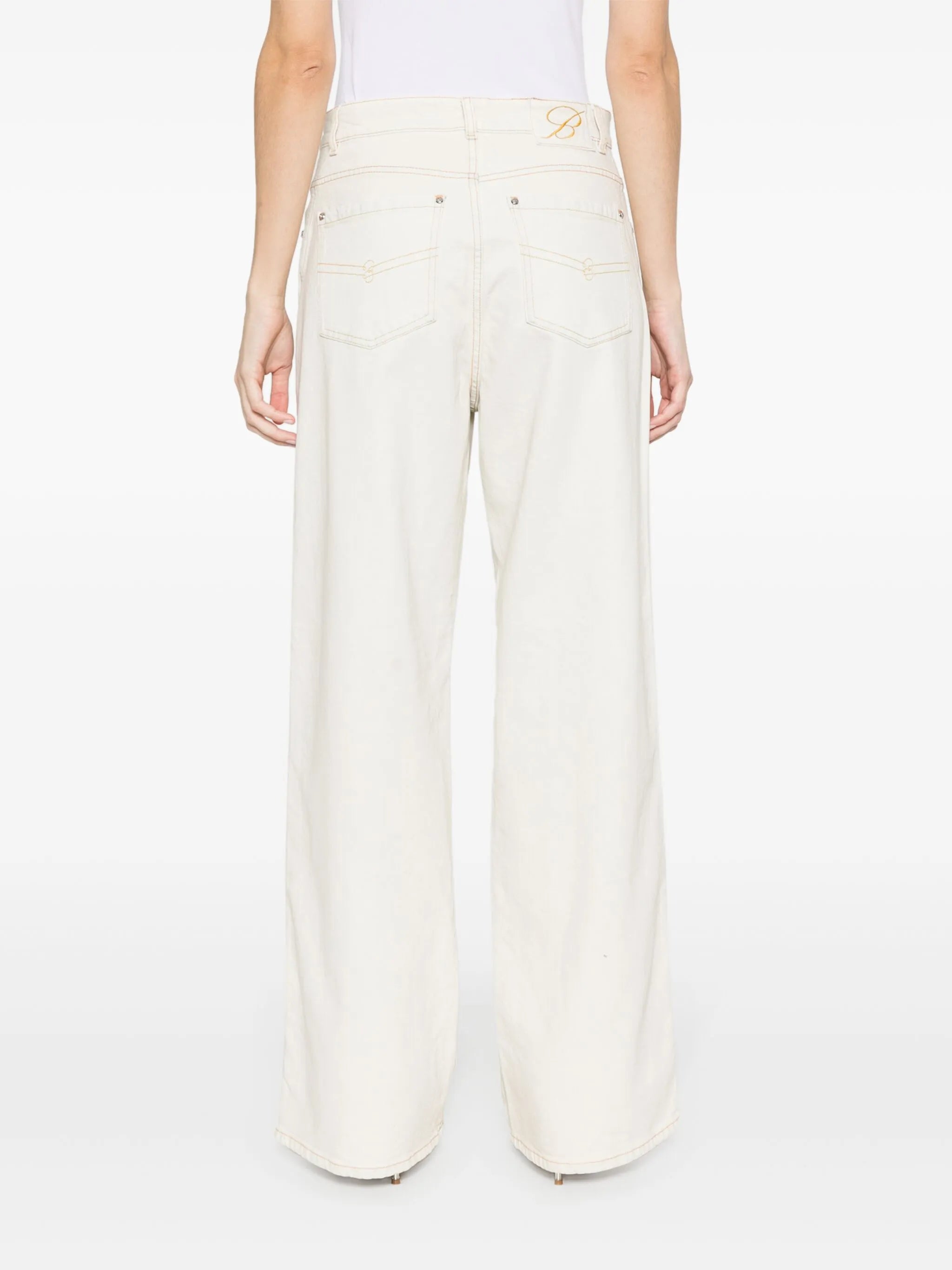 bleach-wash boyfriend jeans