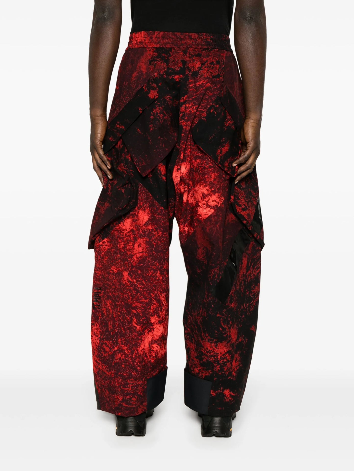 Catalyst OS Shell cargo dop-crotch ski trousers