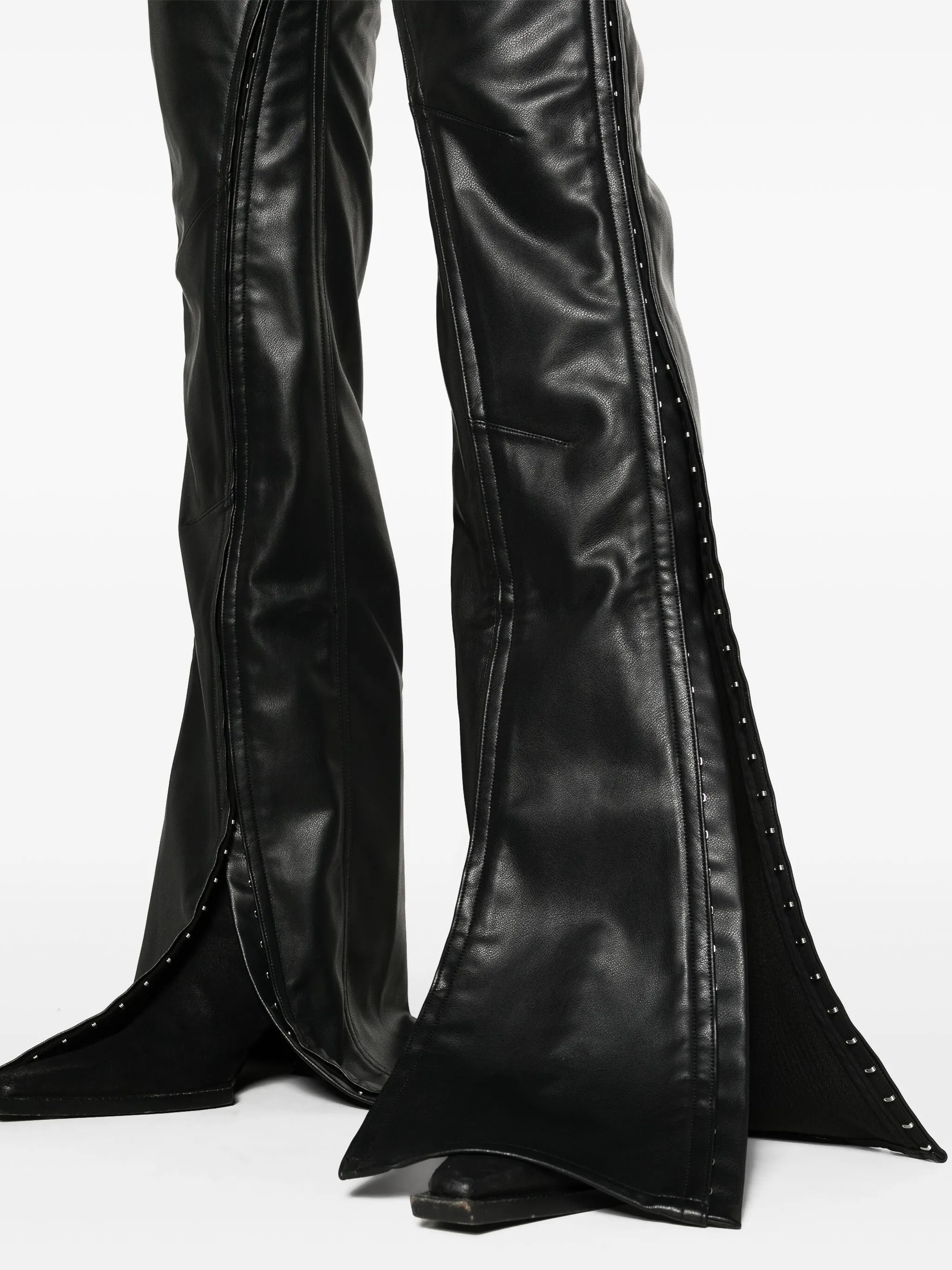 seamed slim-cut trousers