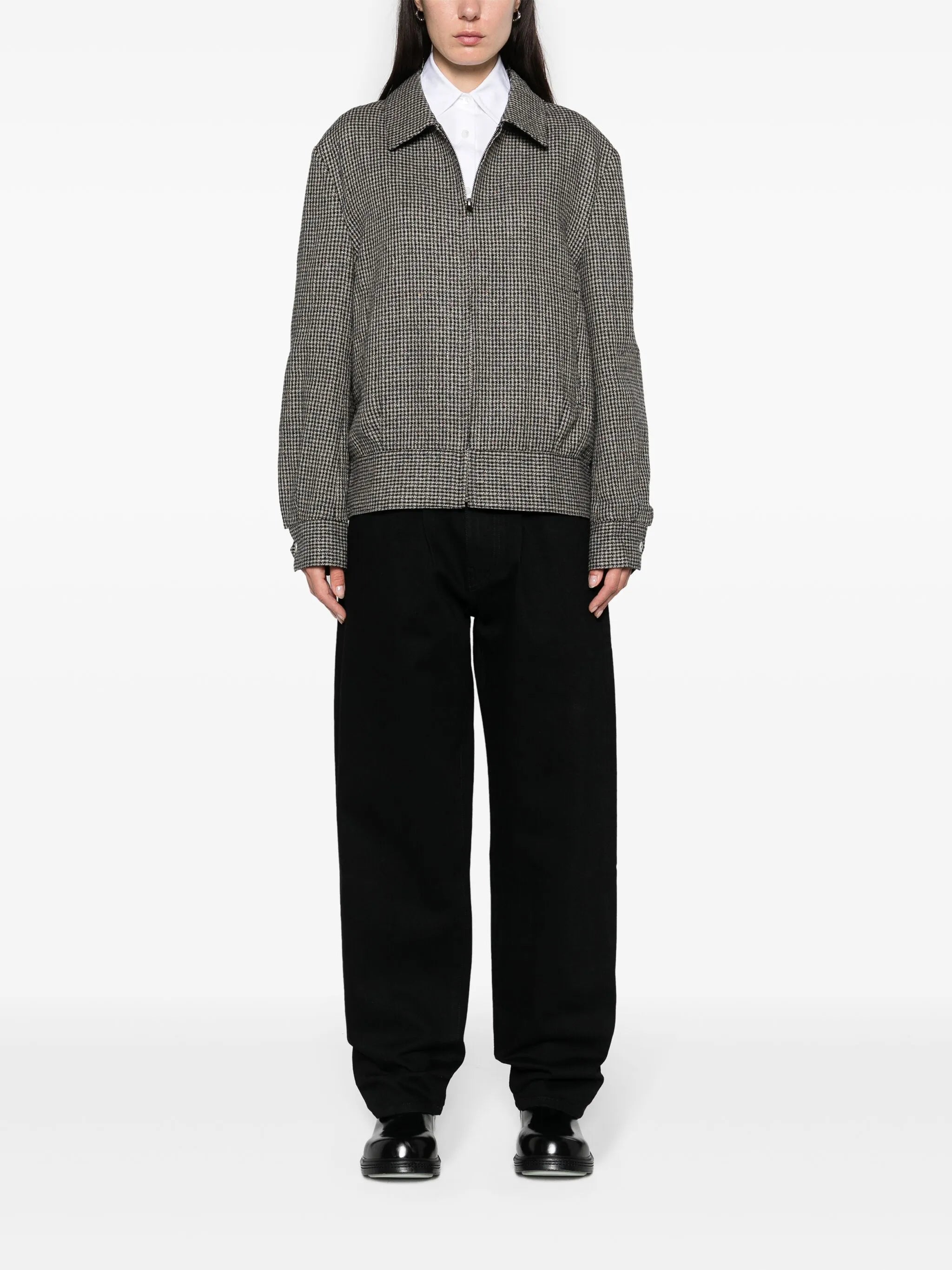 mid-rise straight-leg jeans