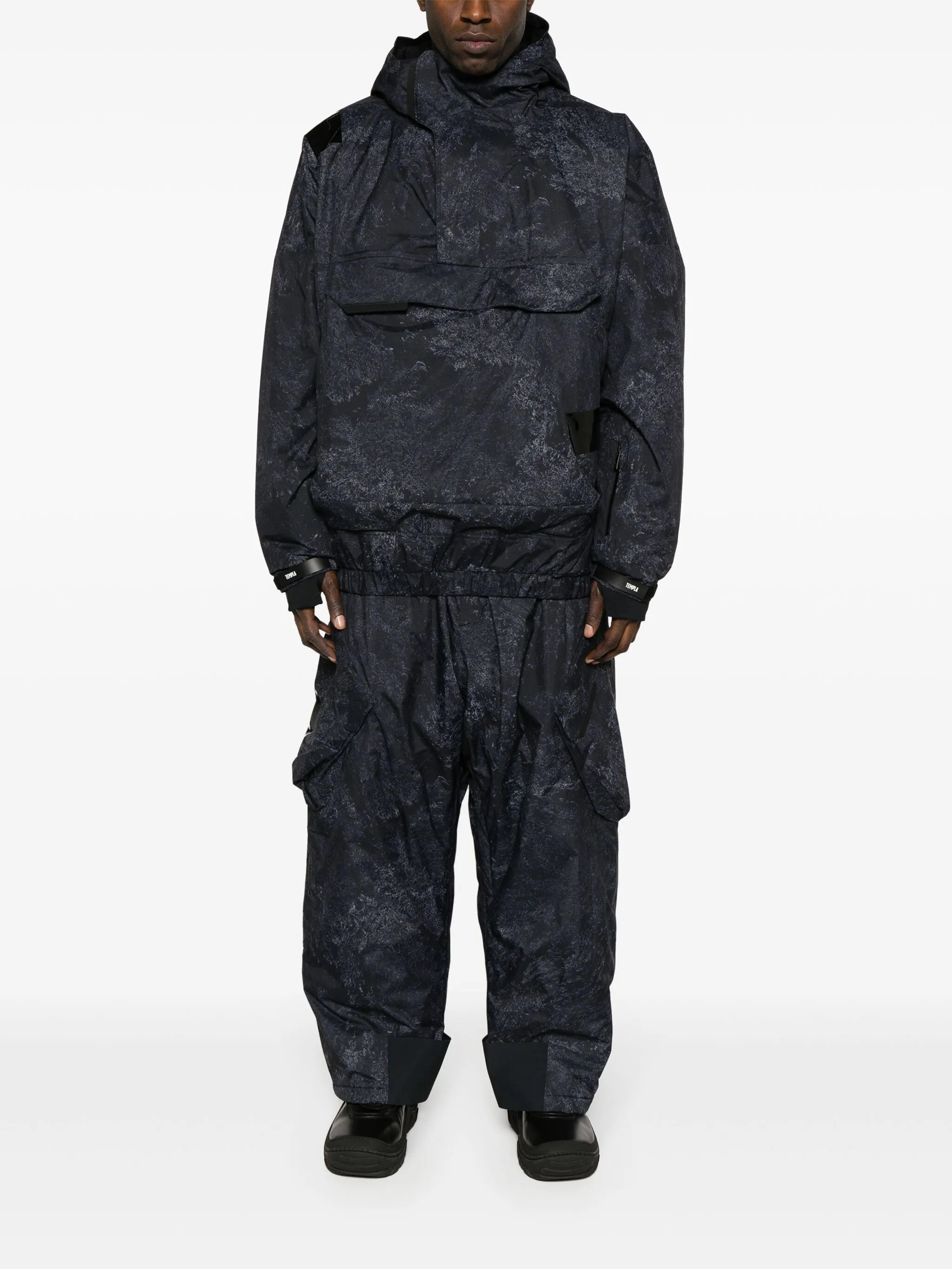 Catalyst OS Thermal cargo ski trousers
