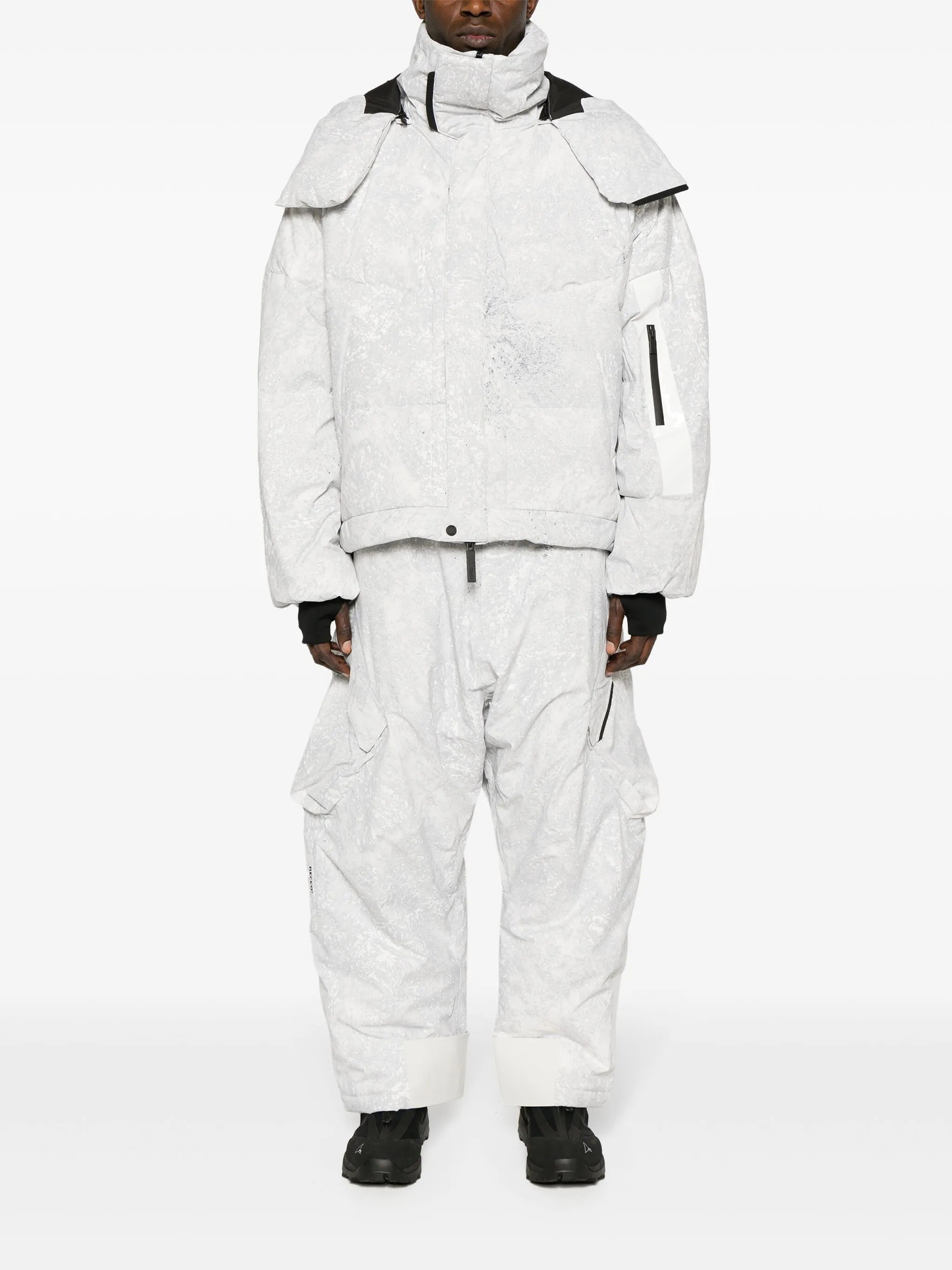 Hyperion OS Solar Tide ski jacket