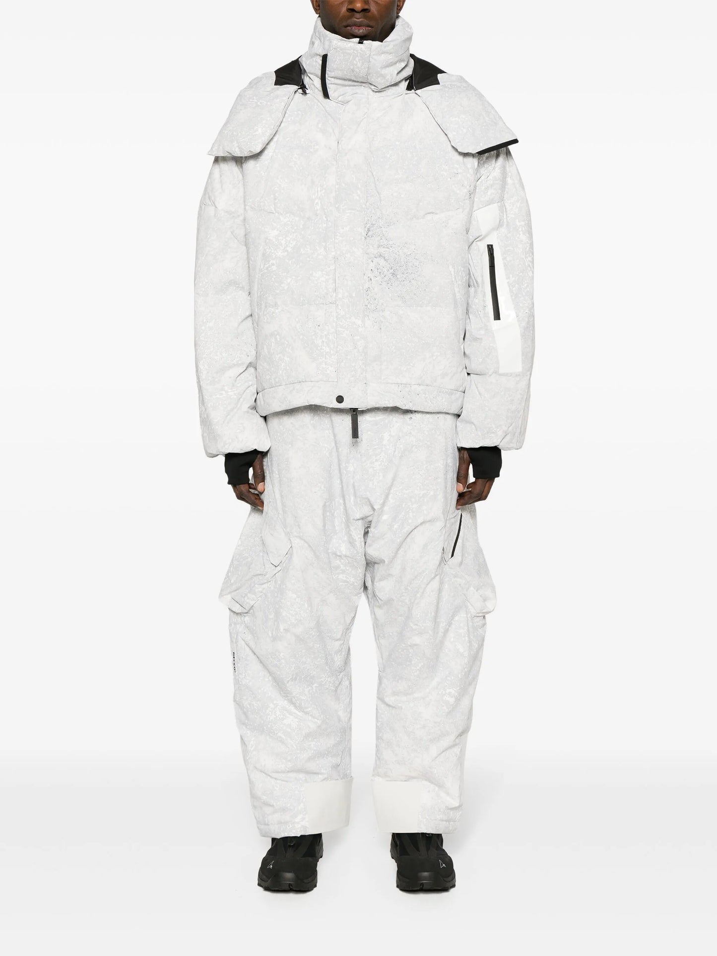 Hyperion OS Solar Tide ski jacket