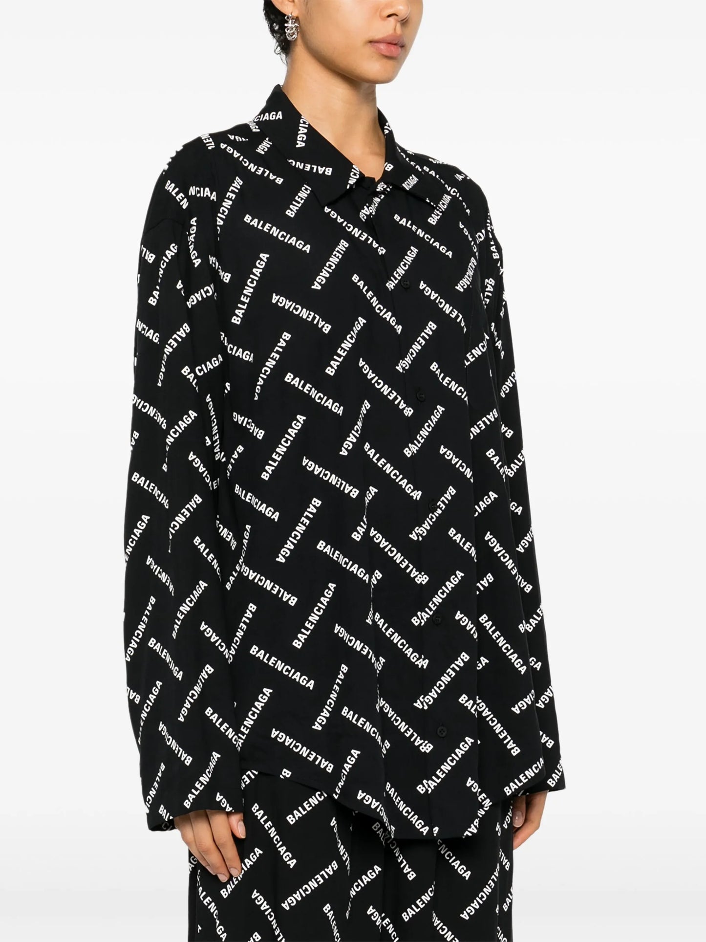 logo-print shirt