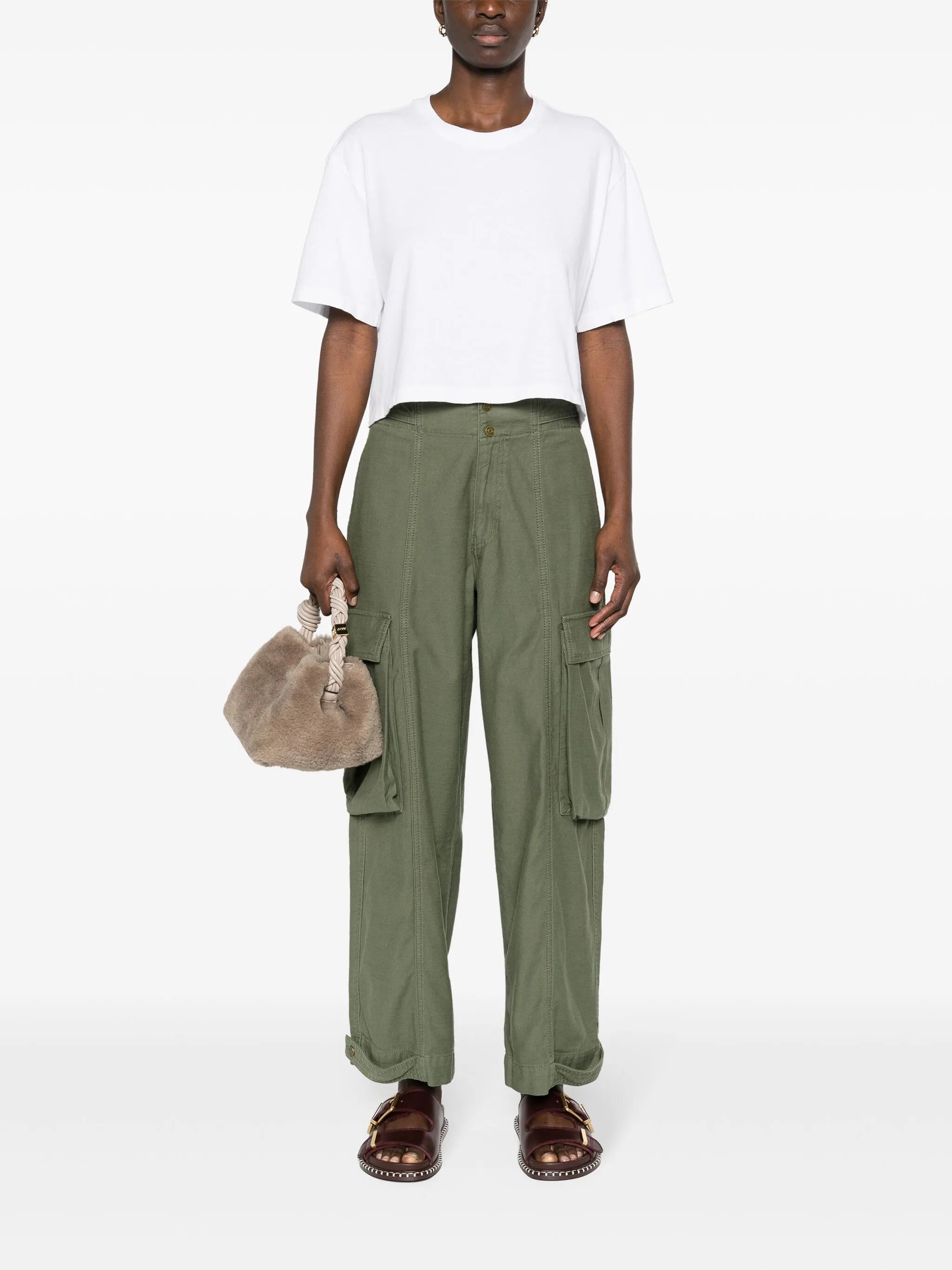 wide-leg cargo trousers