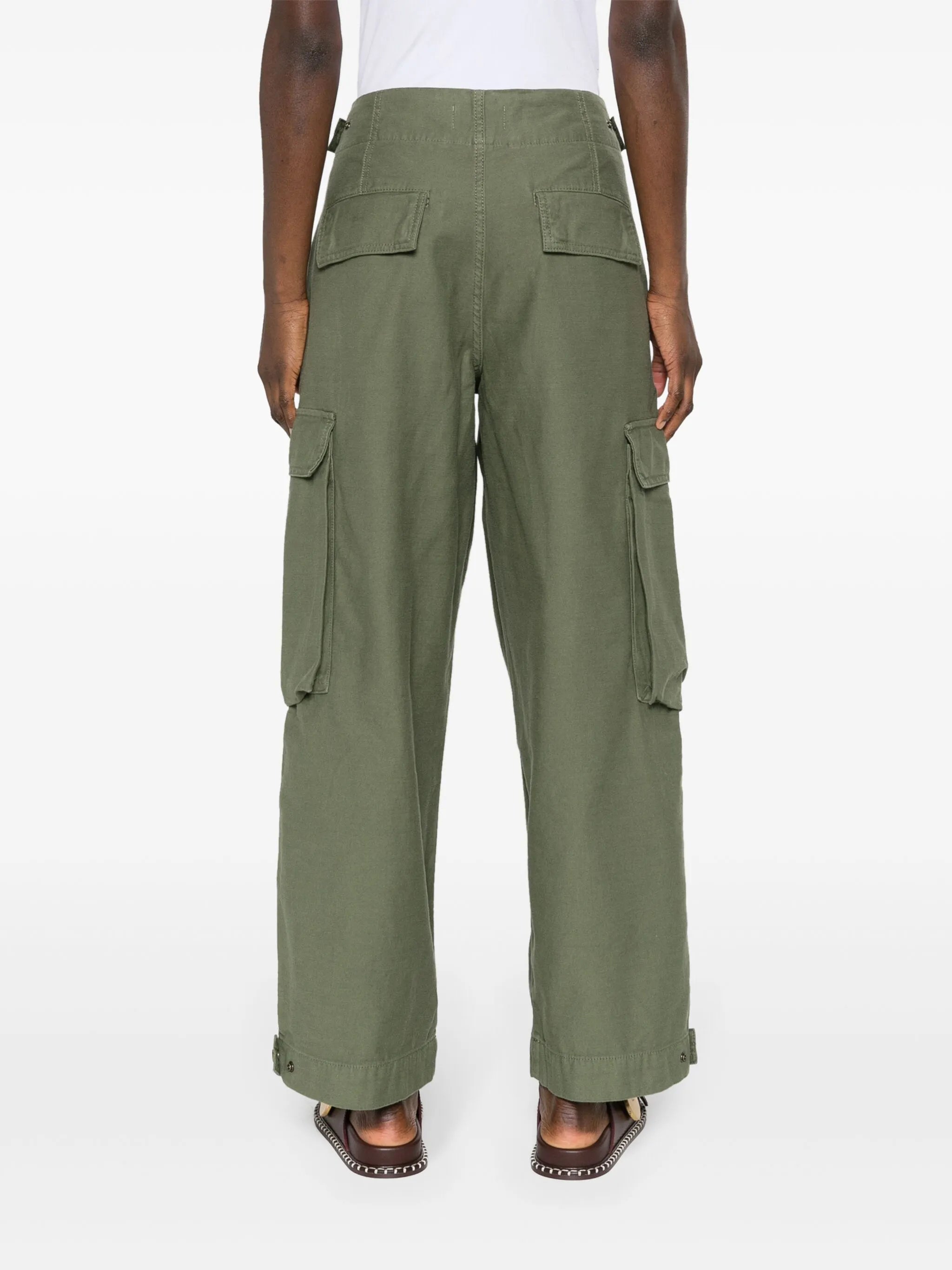 wide-leg cargo trousers