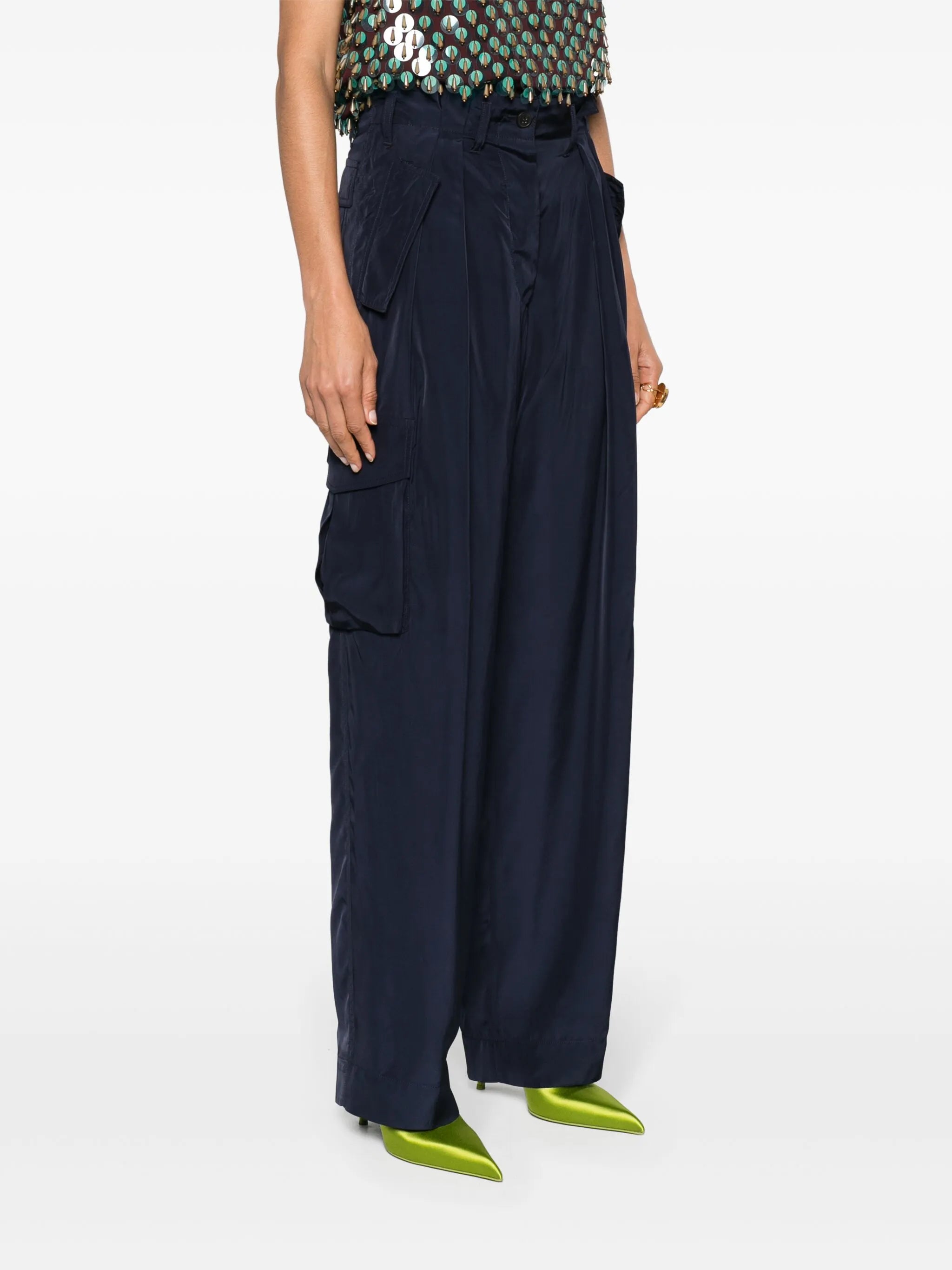 wide-leg cargo pants